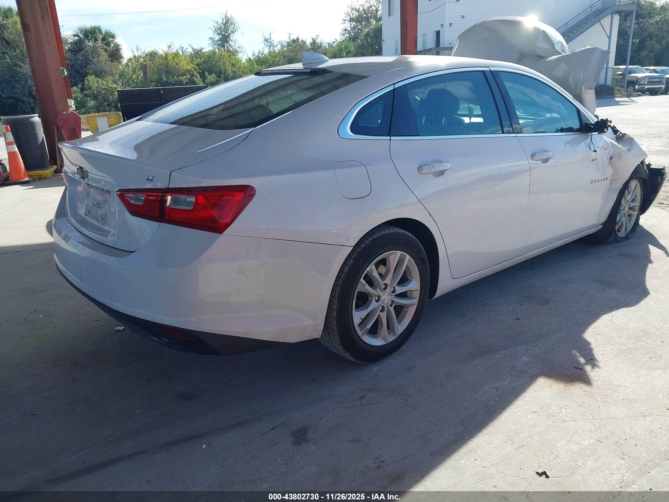 CHEVROLET MALIBU image 4