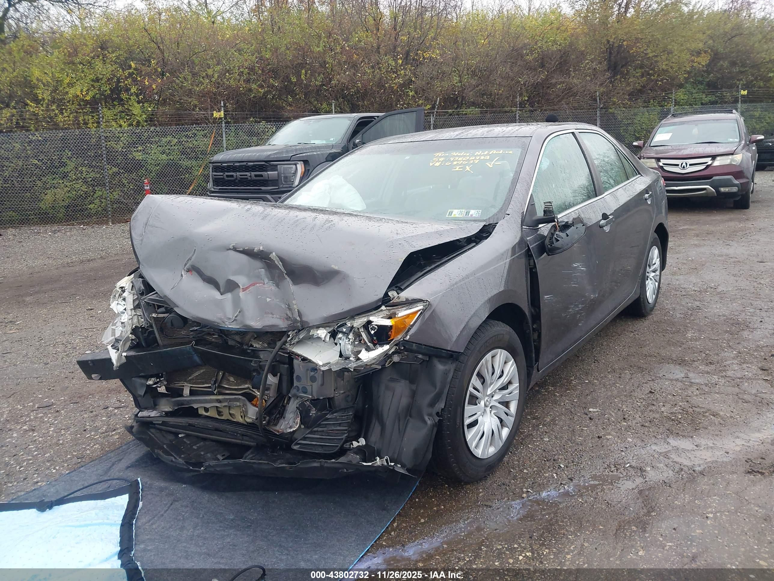 TOYOTA CAMRY image 6