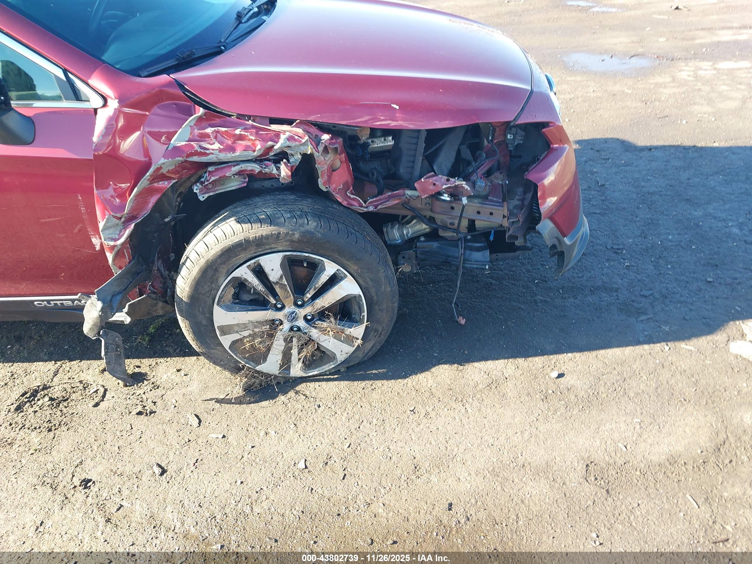 SUBARU OUTBACK image 6