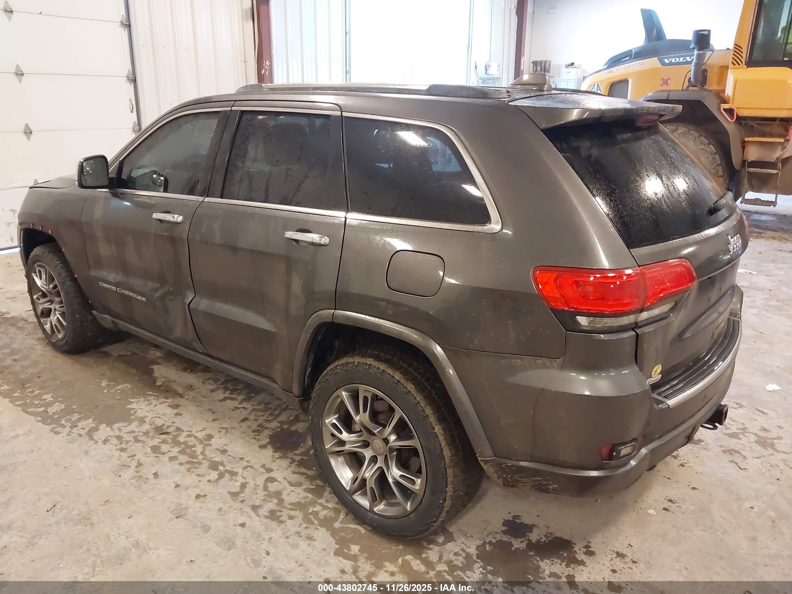 JEEP GRAND image 3