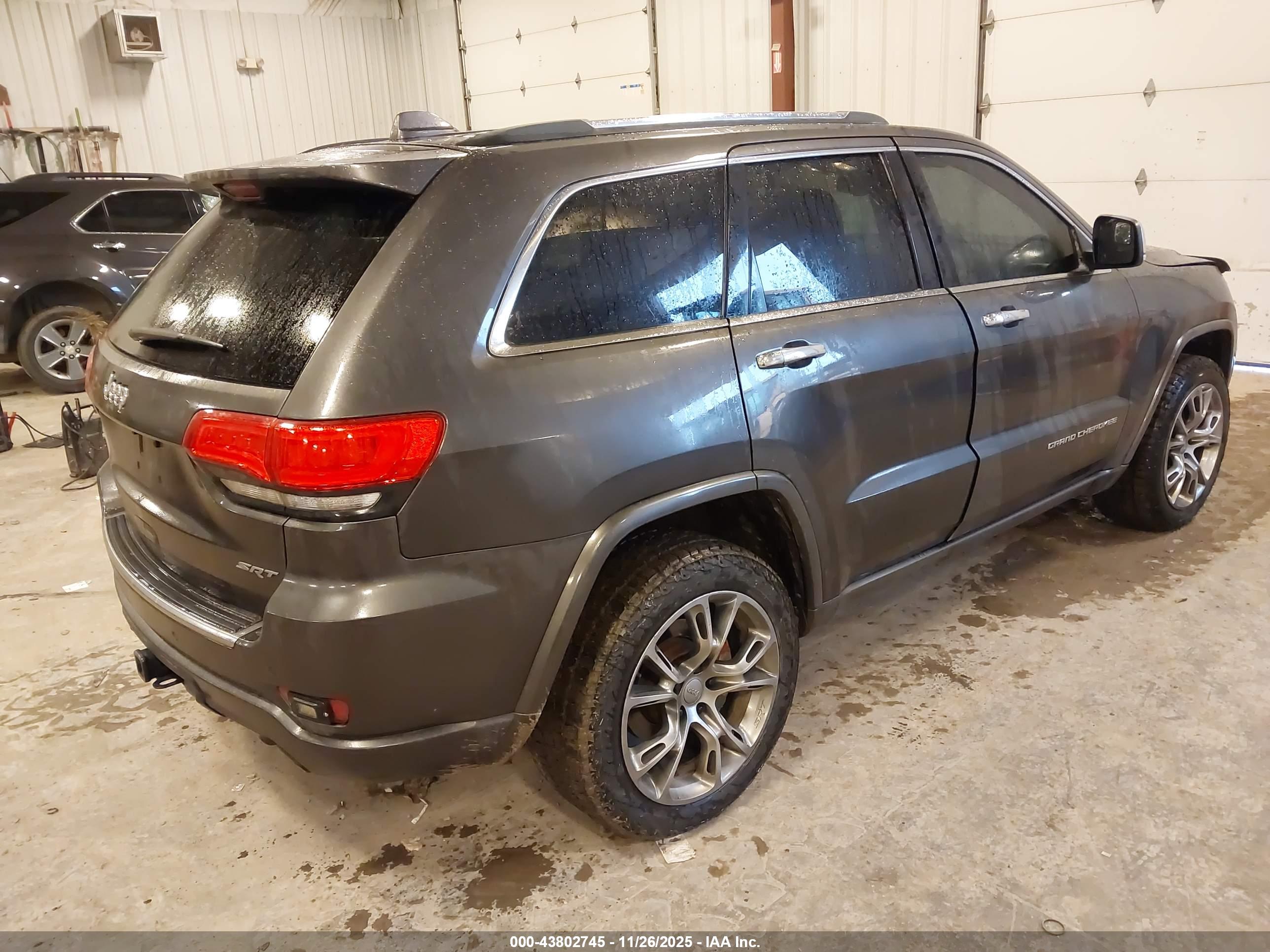 JEEP GRAND image 4