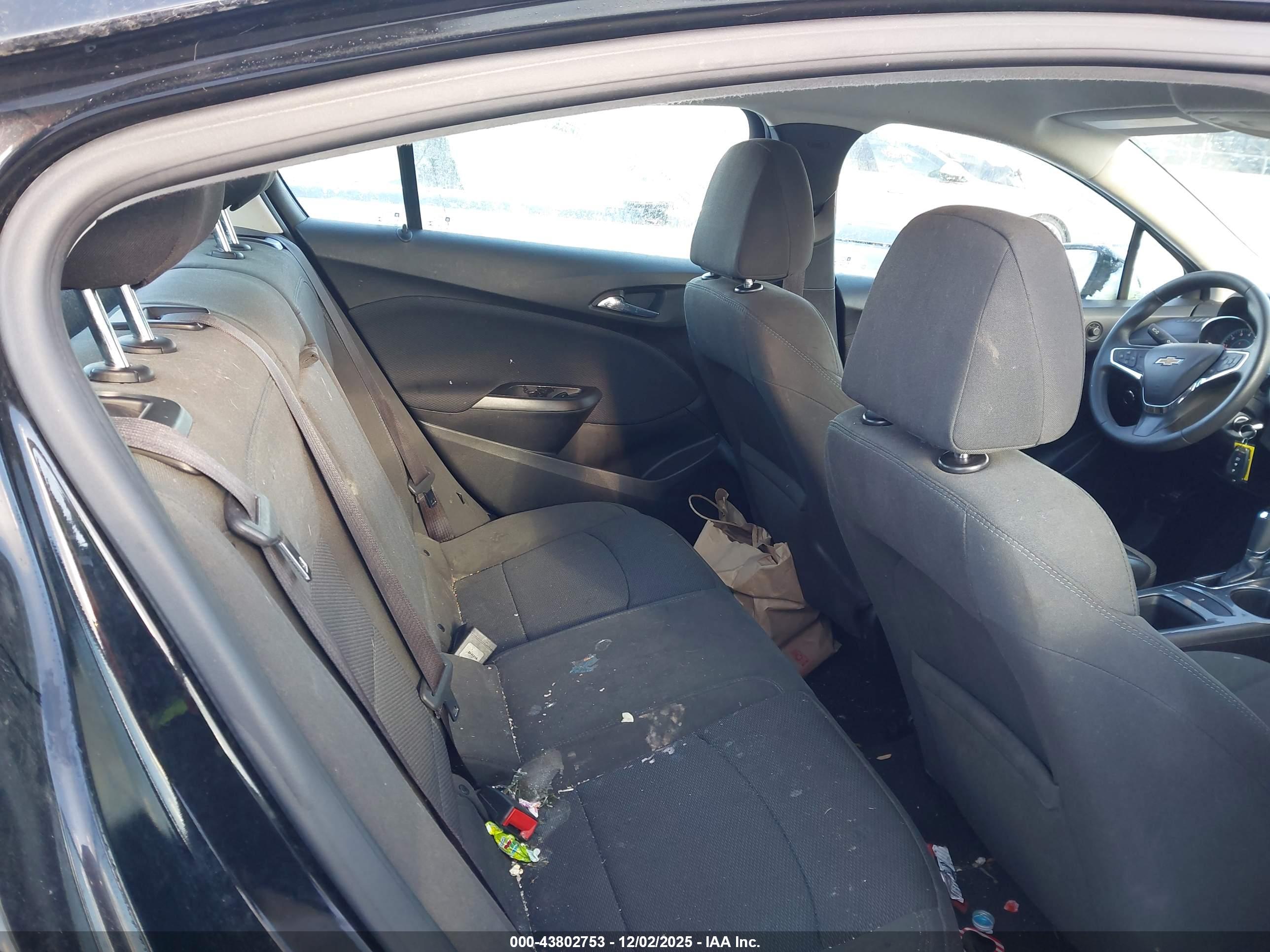 CHEVROLET CRUZE image 8