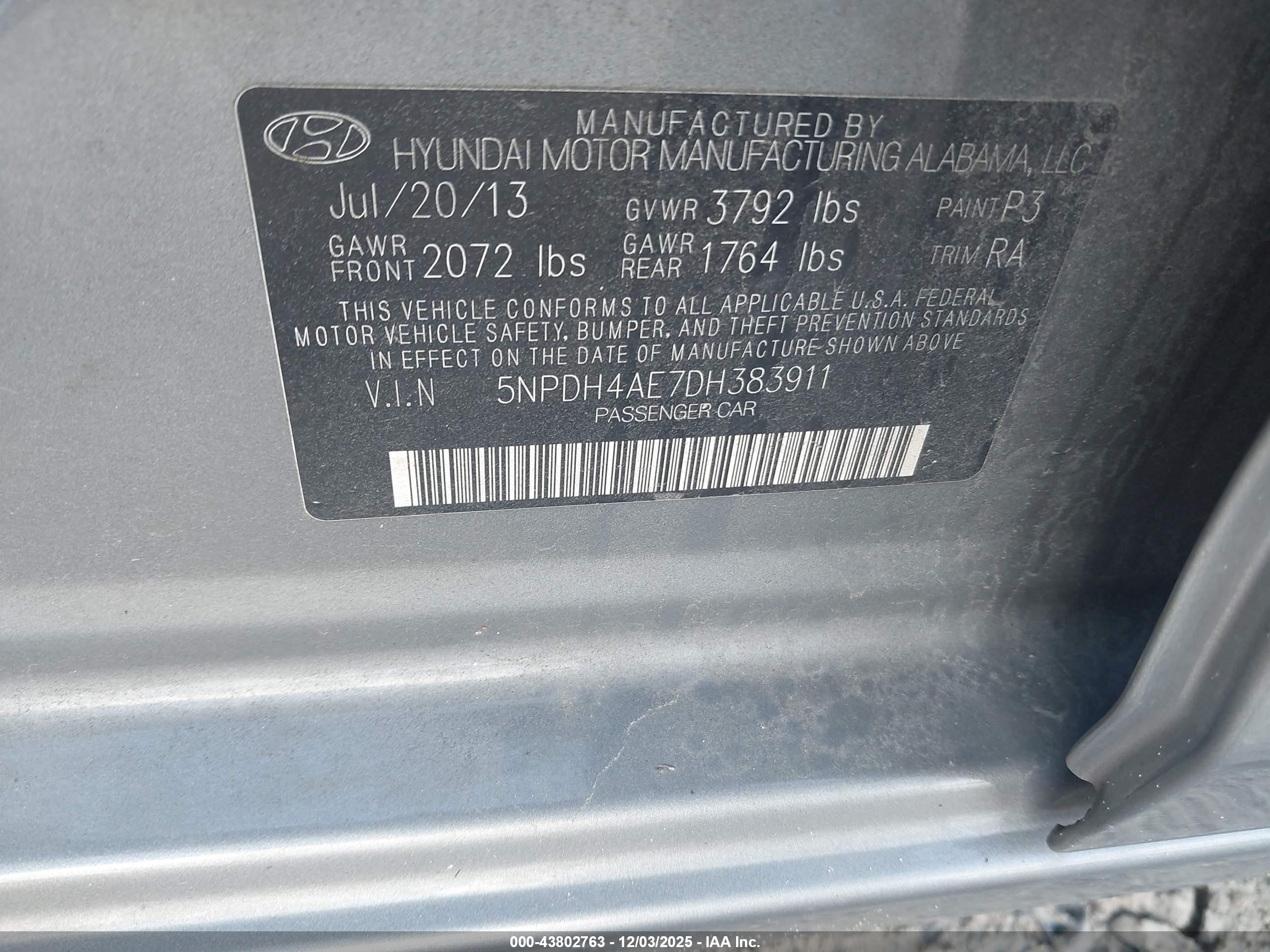 HYUNDAI ELANTRA image 9