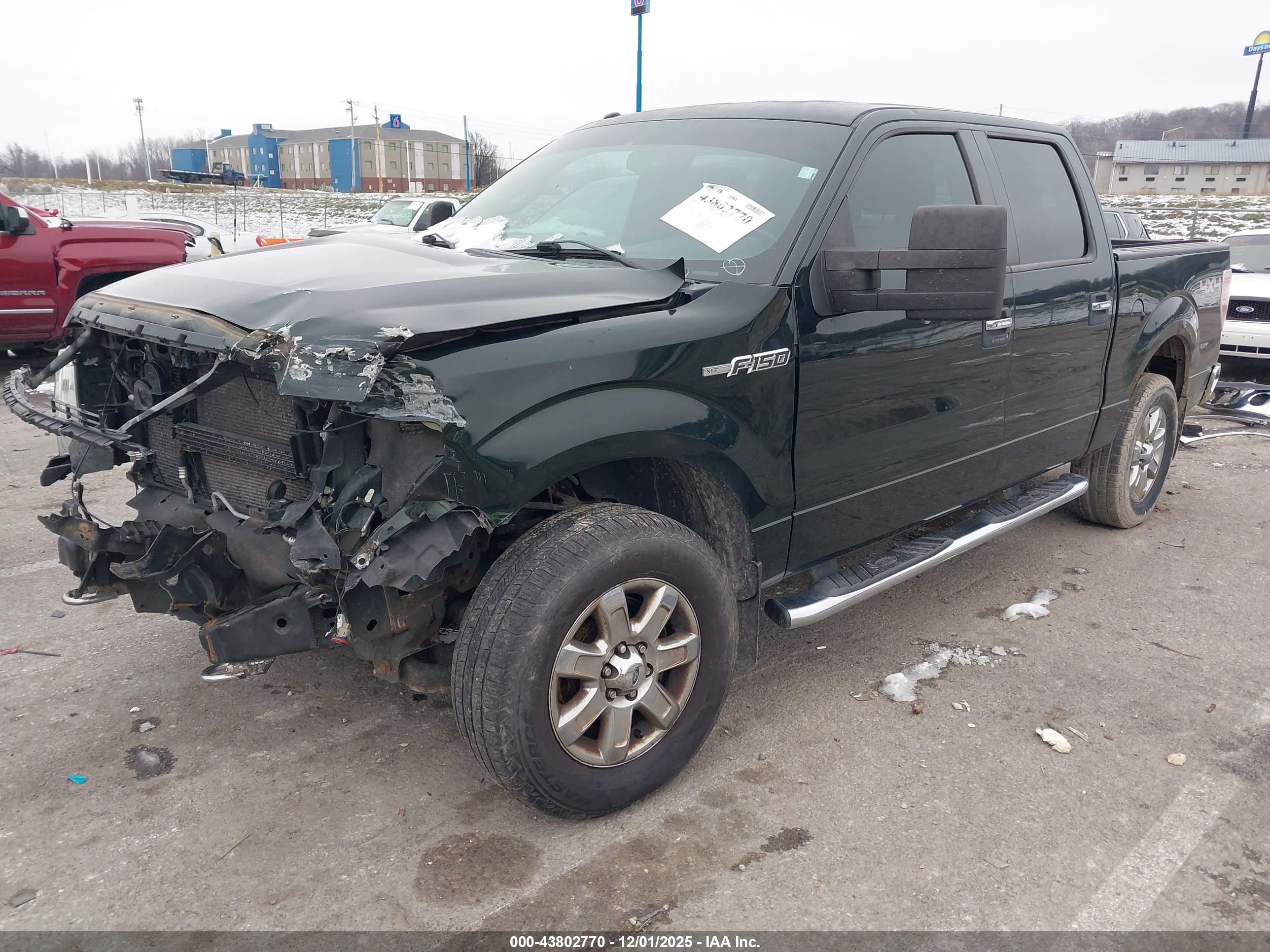 FORD F-150 image 2