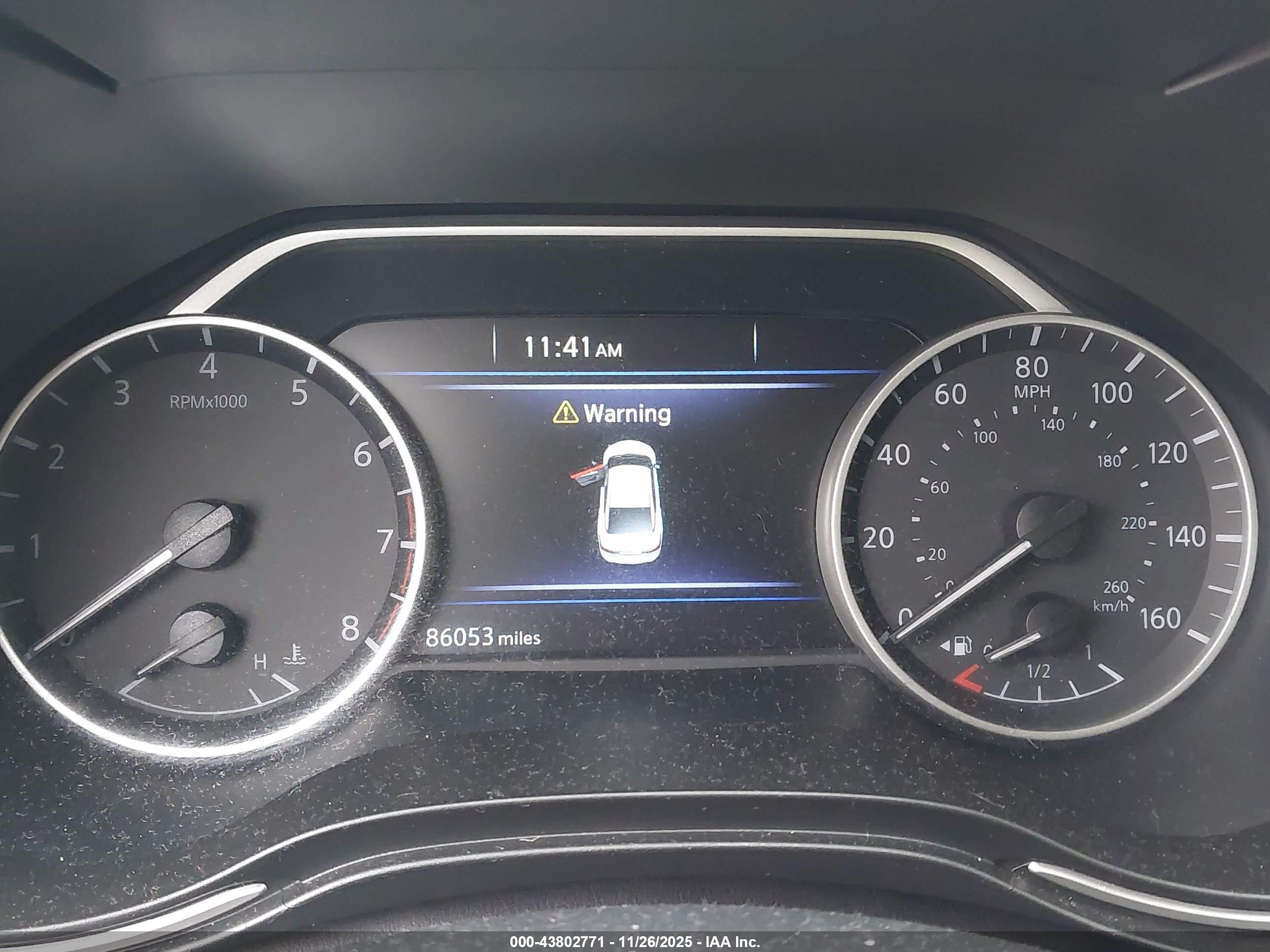 NISSAN MAXIMA image 7