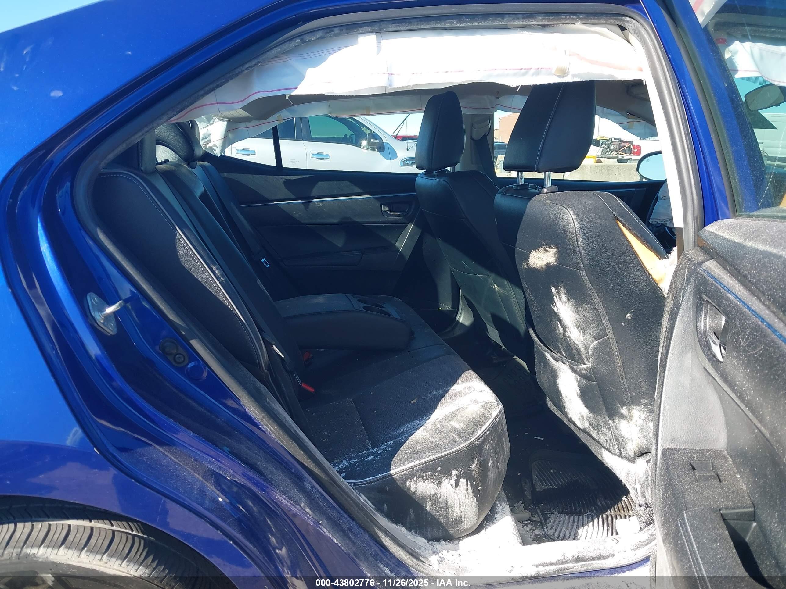 TOYOTA COROLLA image 8