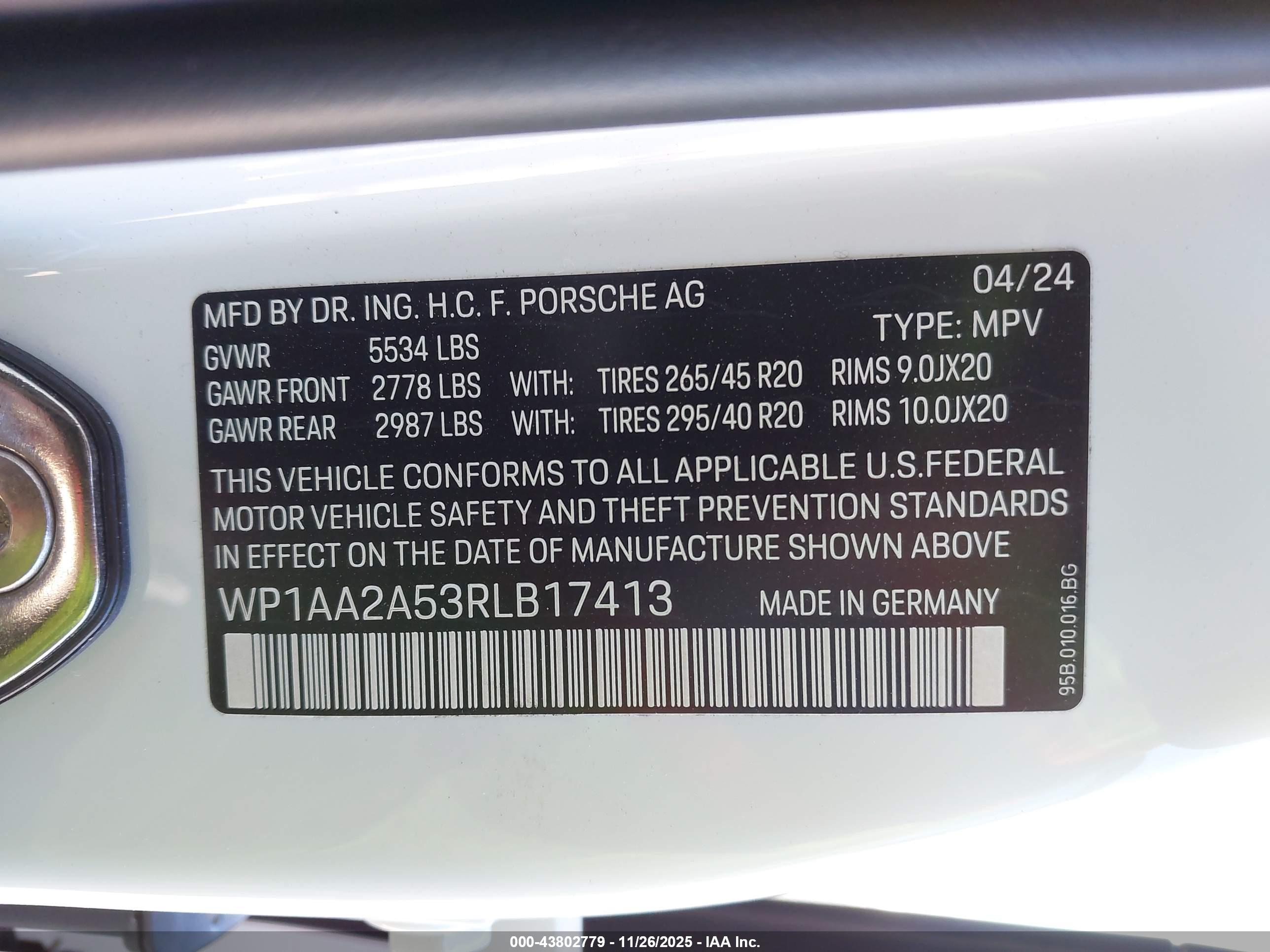 PORSCHE MACAN image 9