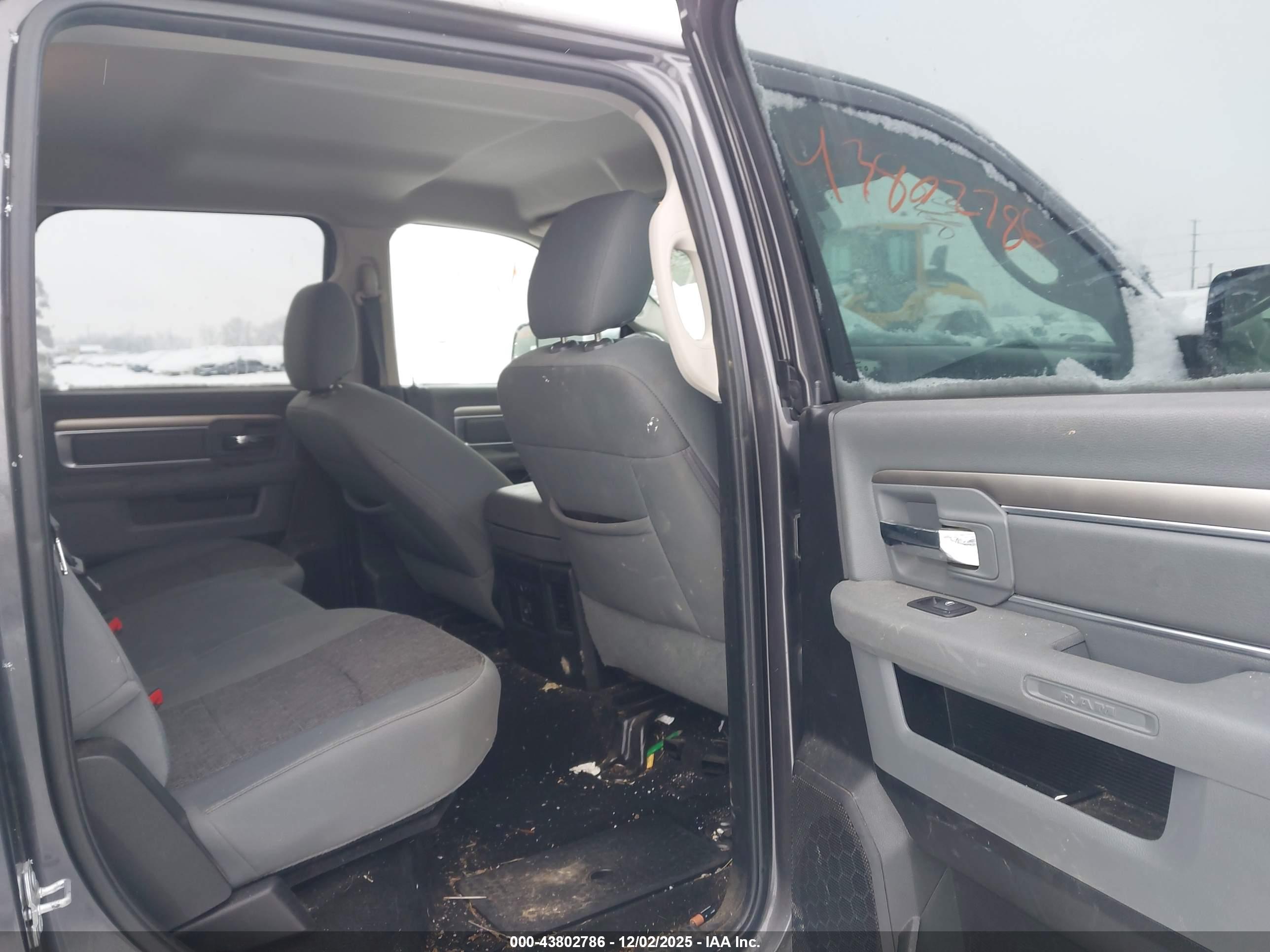 RAM 1500 image 8