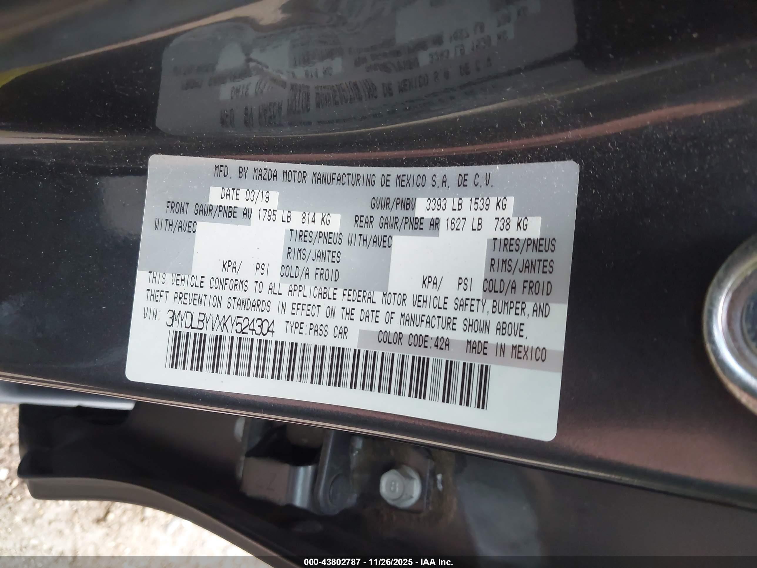 TOYOTA YARIS image 9