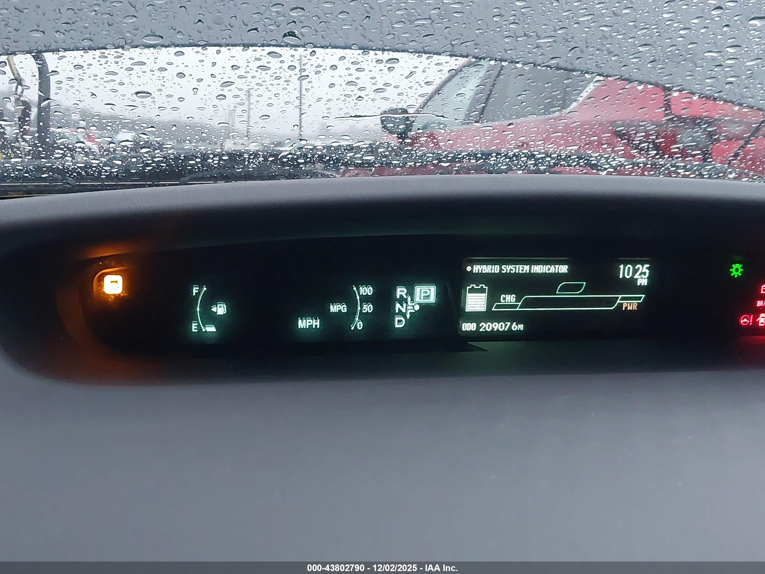 TOYOTA PRIUS image 7