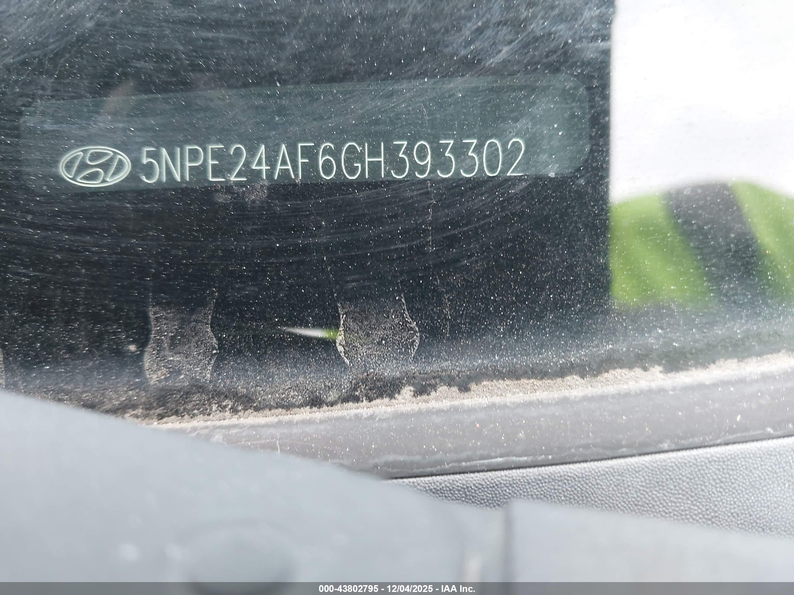 HYUNDAI SONATA image 9