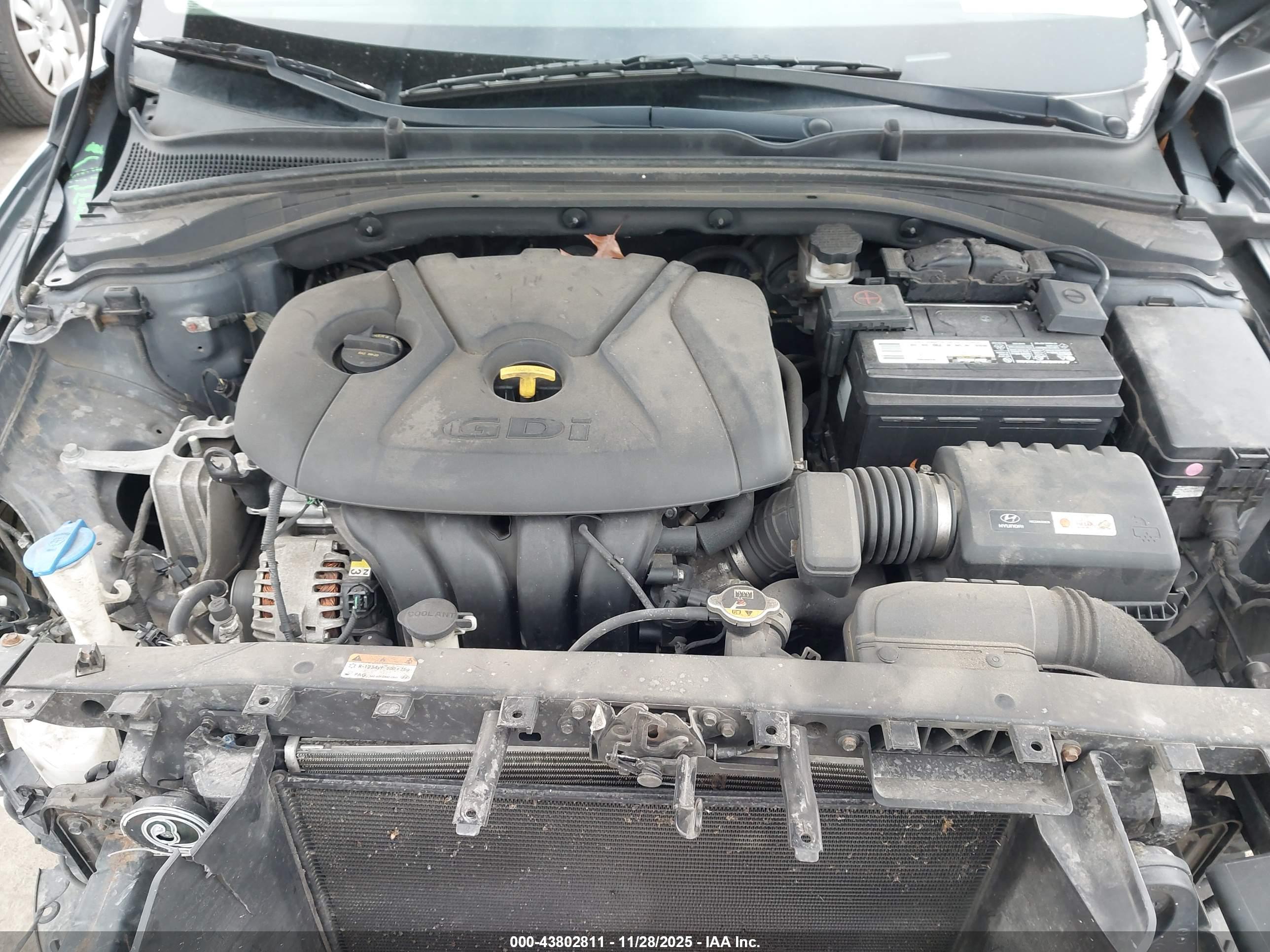 HYUNDAI ELANTRA image 10
