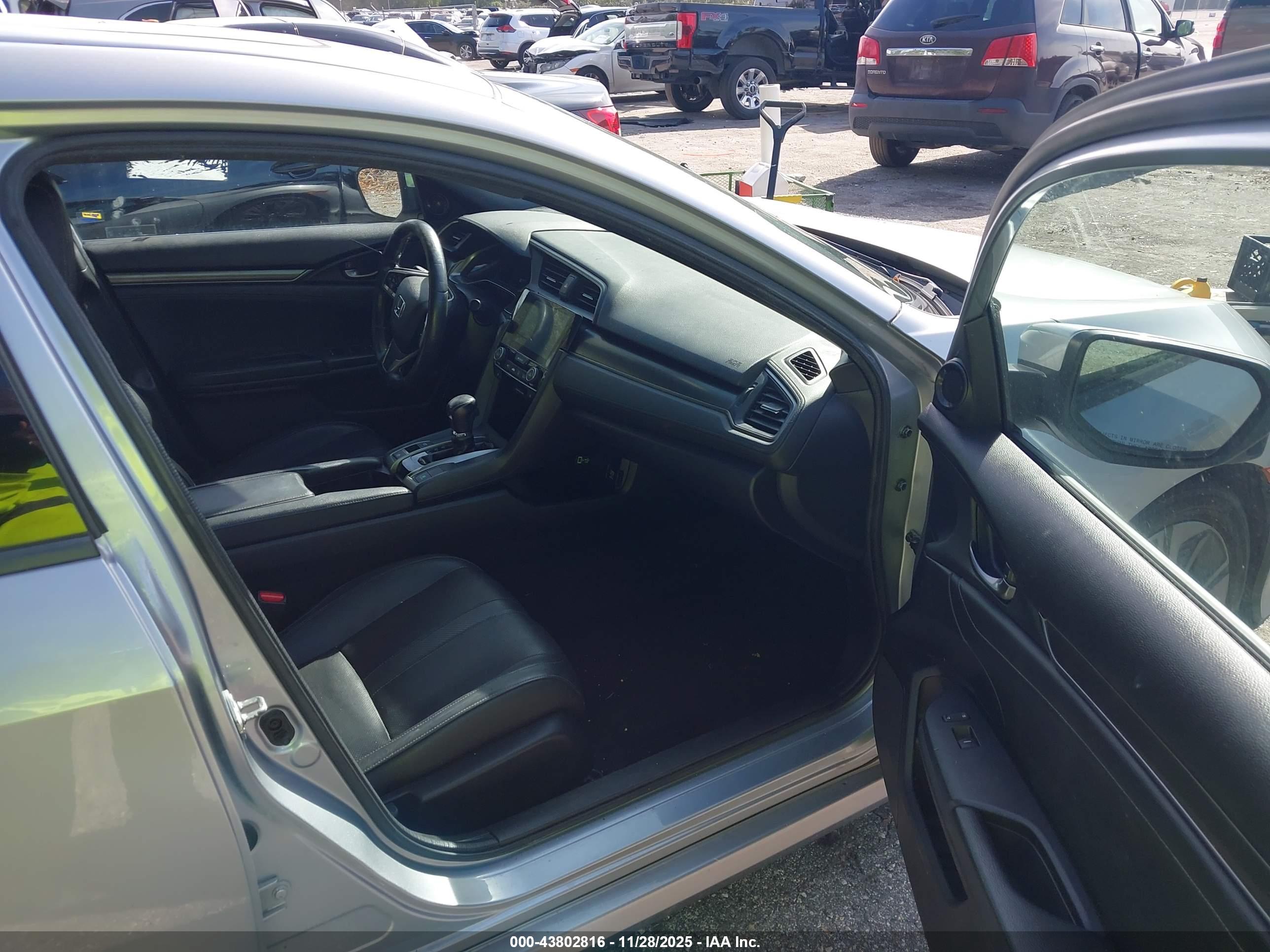 HONDA CIVIC image 5