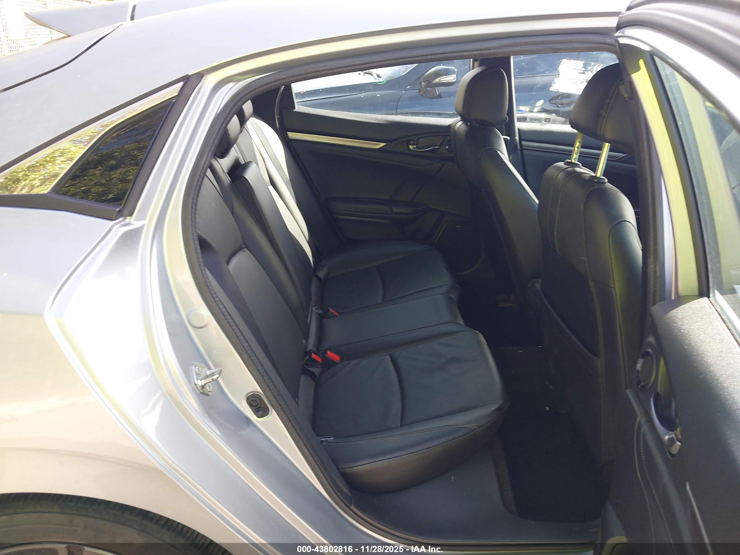 HONDA CIVIC image 8
