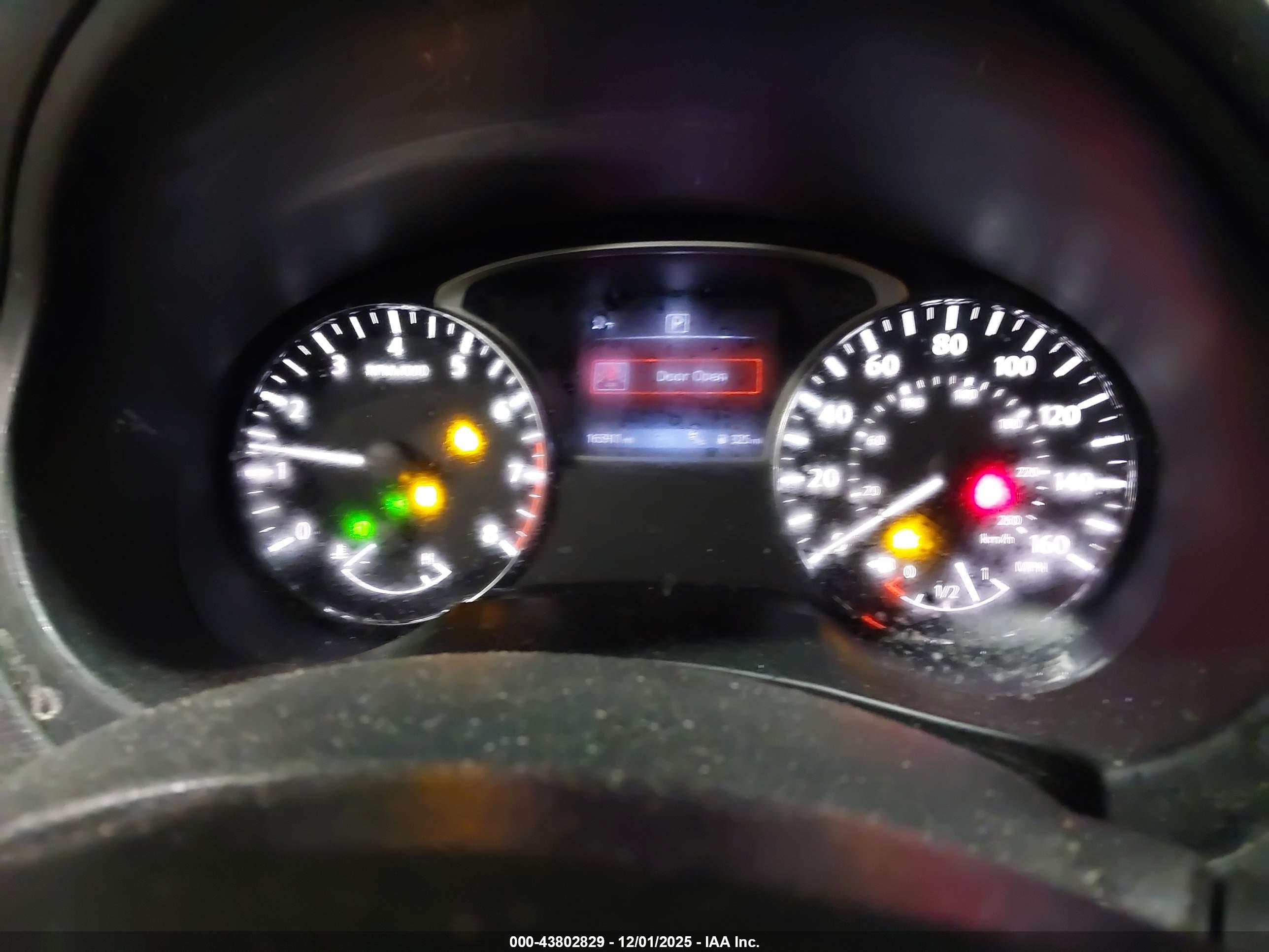 NISSAN ALTIMA image 7
