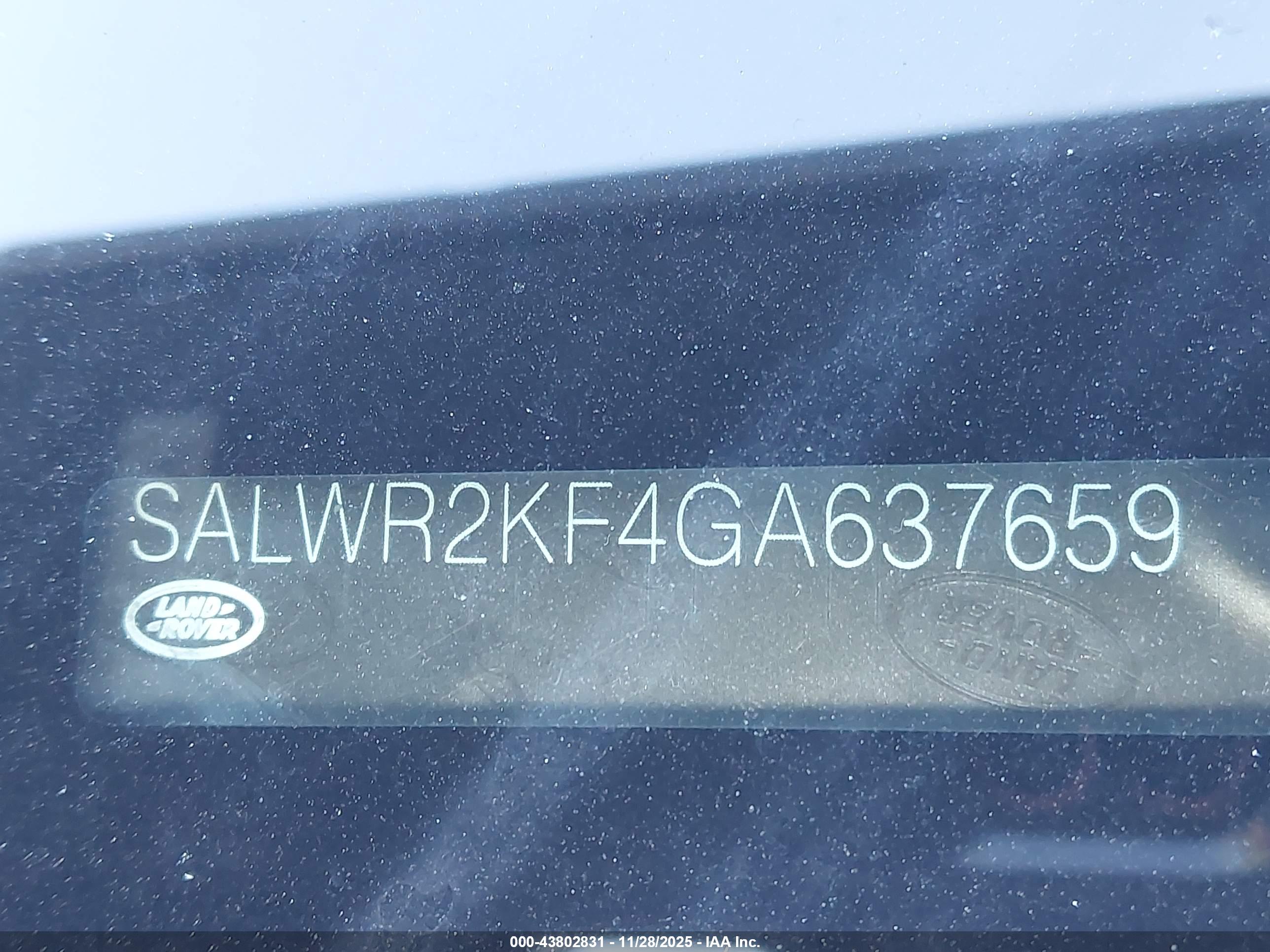LAND ROVER image 9