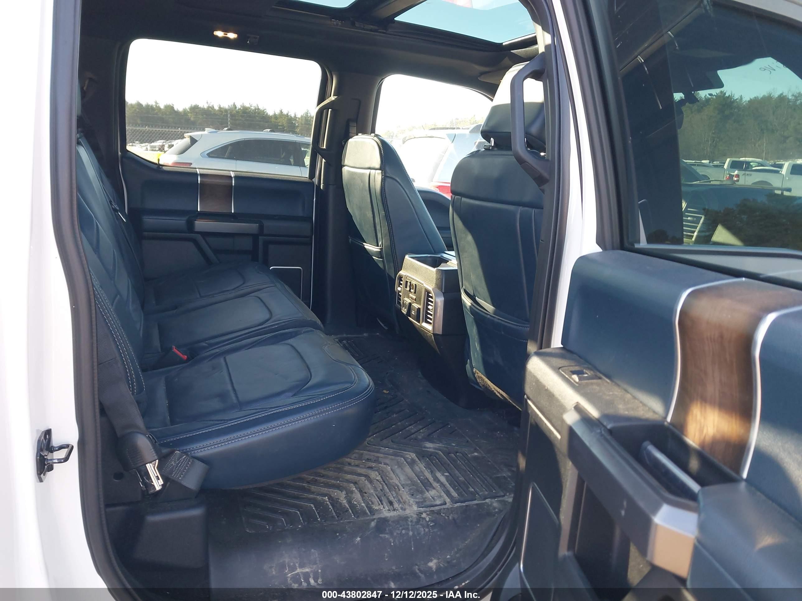 FORD F-150 image 8