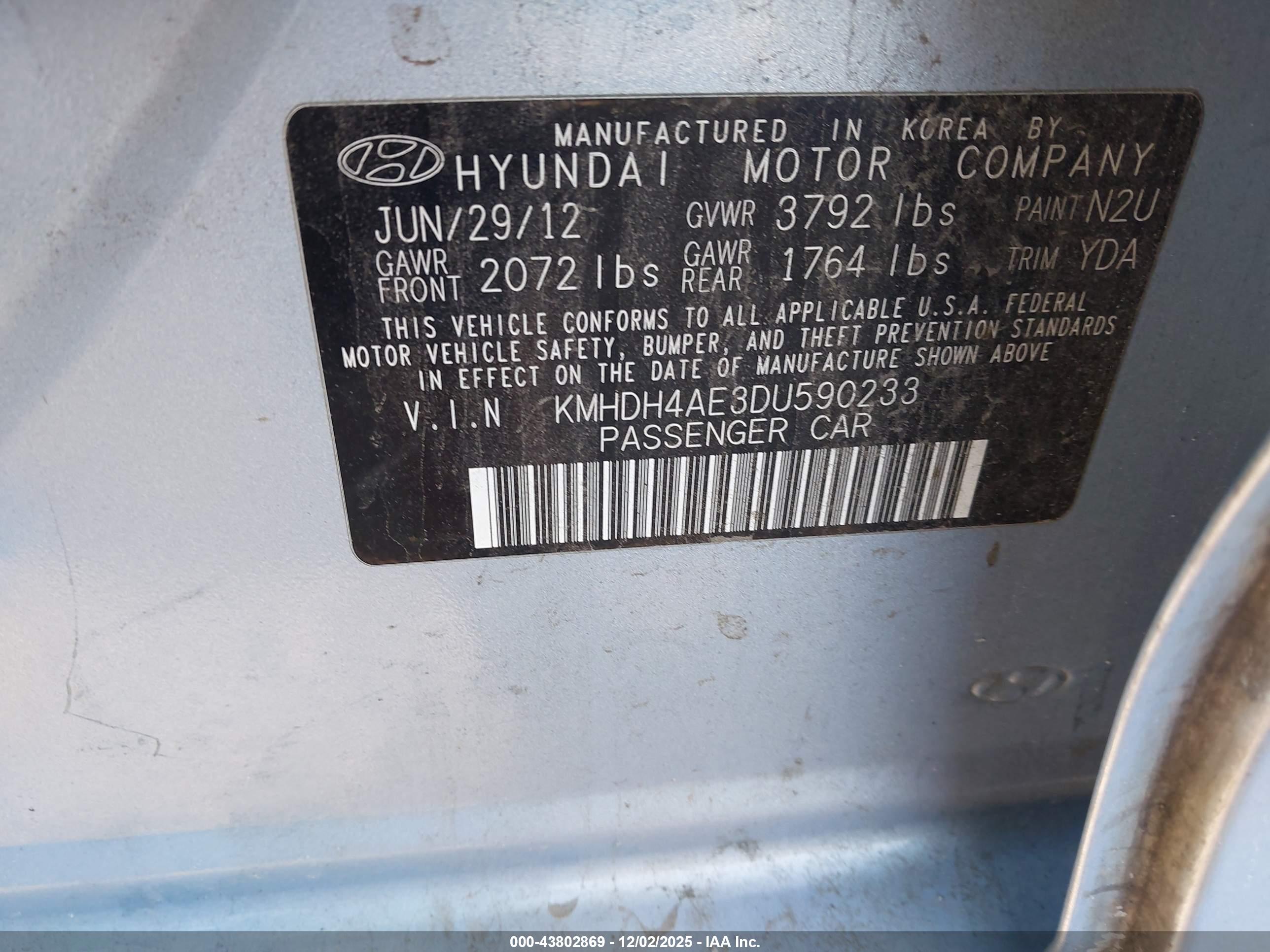 HYUNDAI ELANTRA image 9