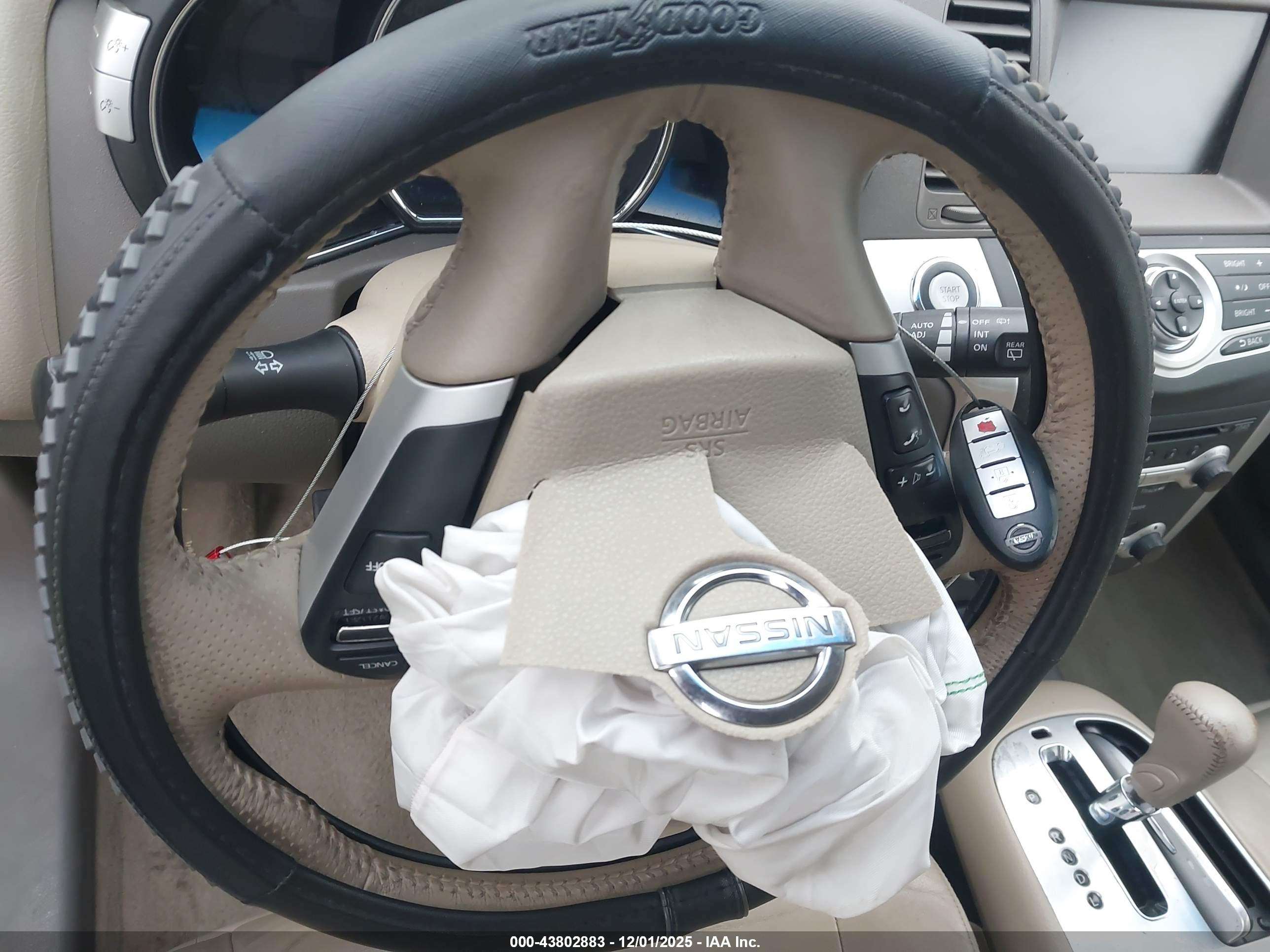 NISSAN MURANO image 11
