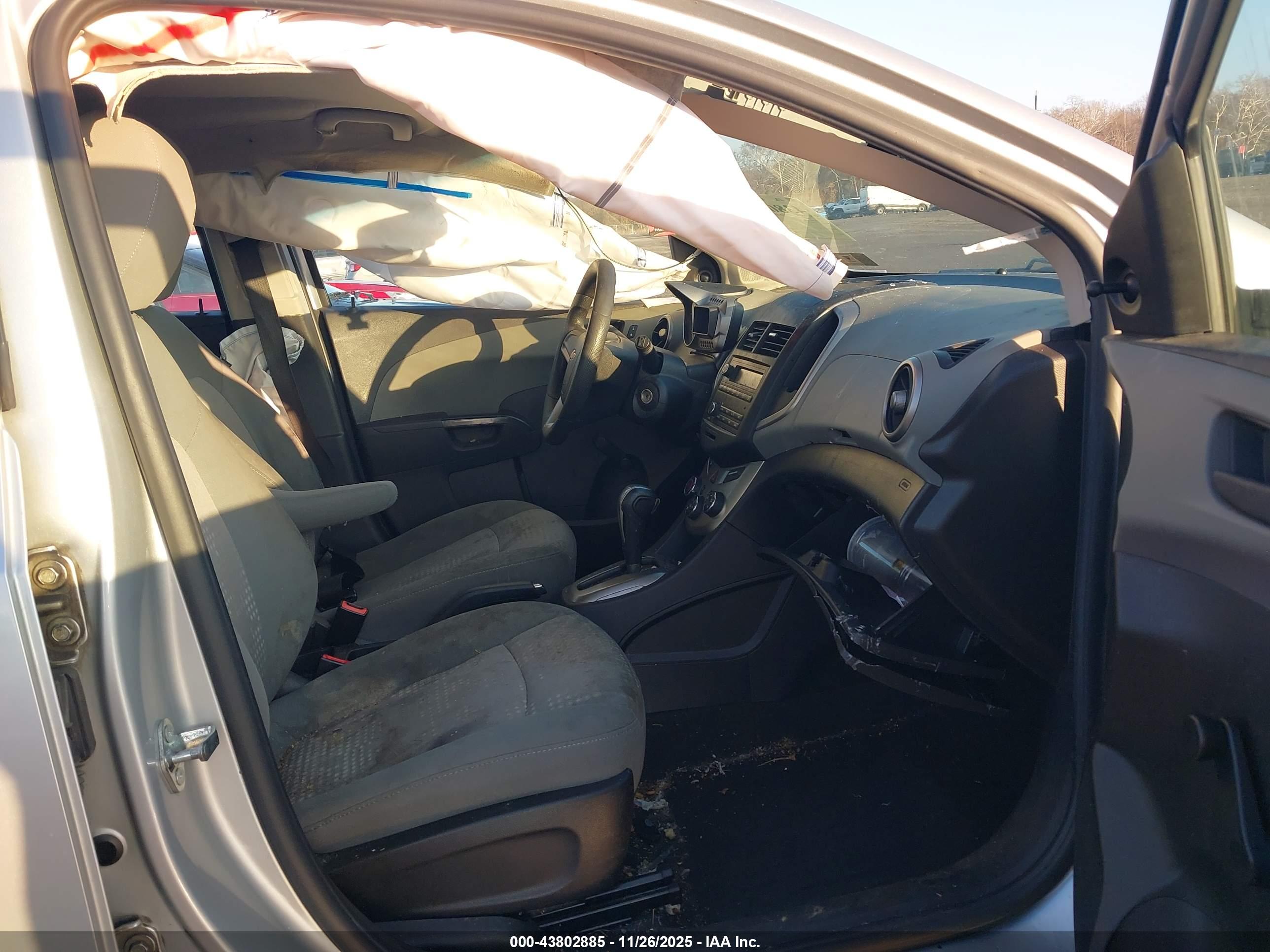 CHEVROLET SONIC image 5