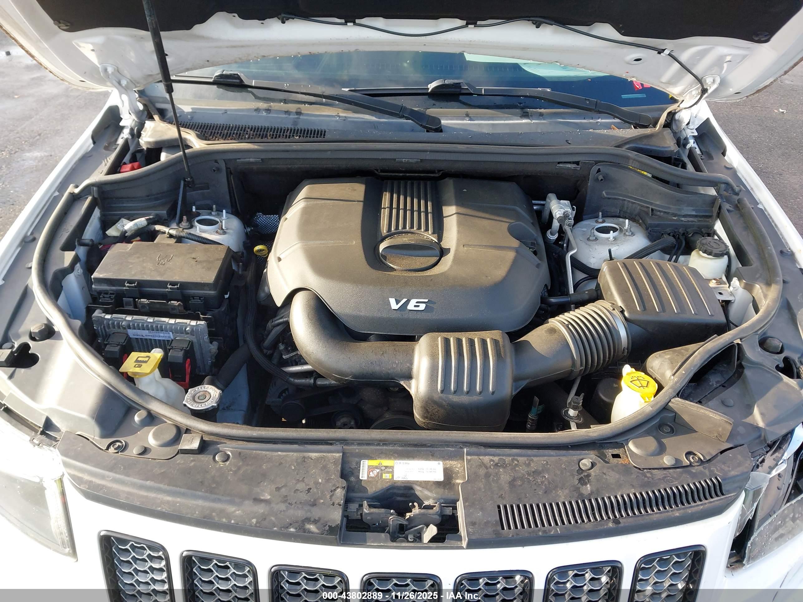 JEEP GRAND image 10