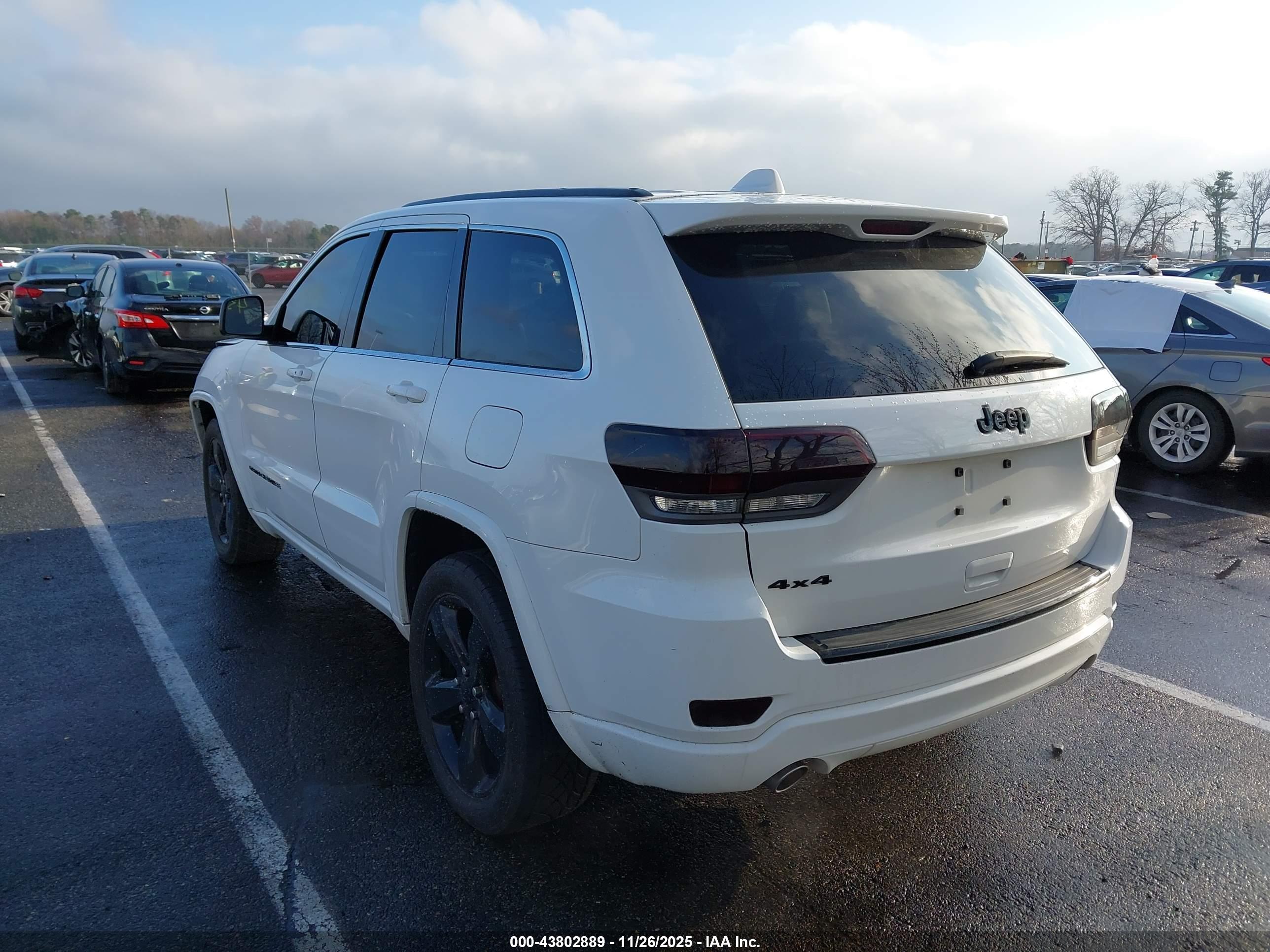 JEEP GRAND image 3