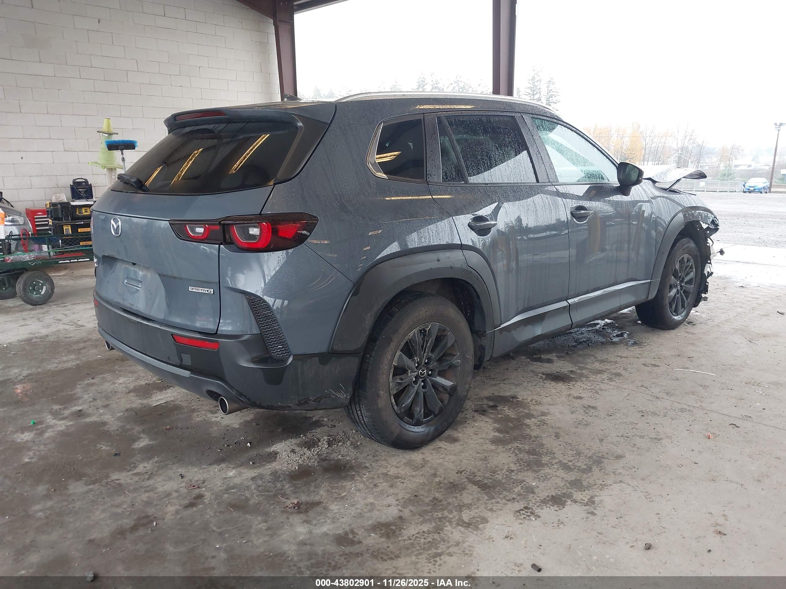 MAZDA CX-50 image 4