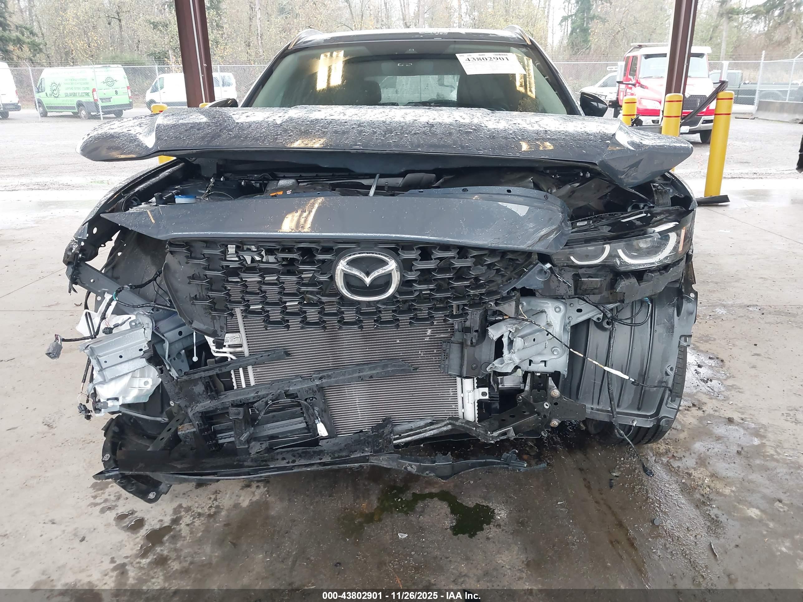 MAZDA CX-50 image 6