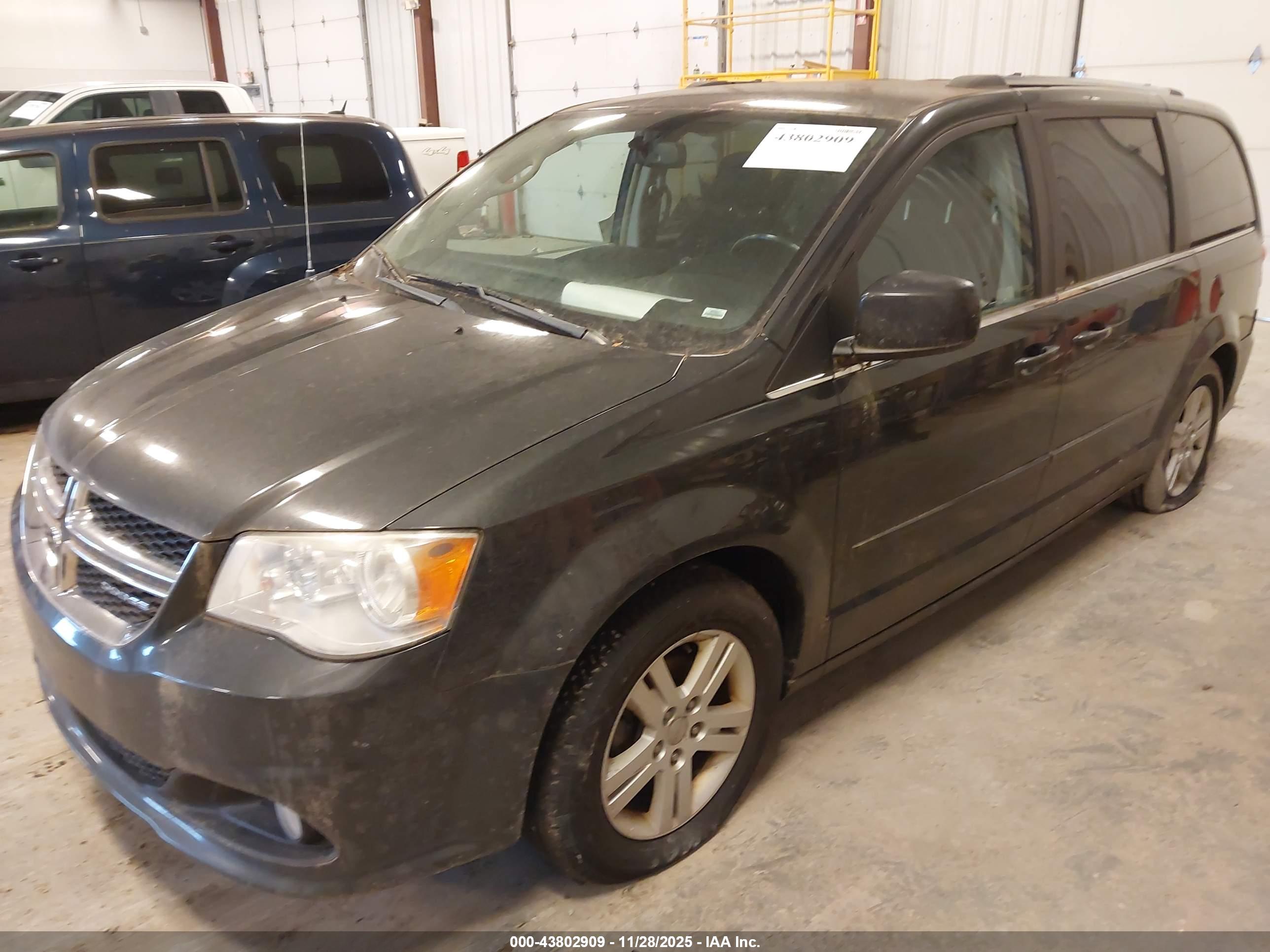 DODGE GRAND image 2