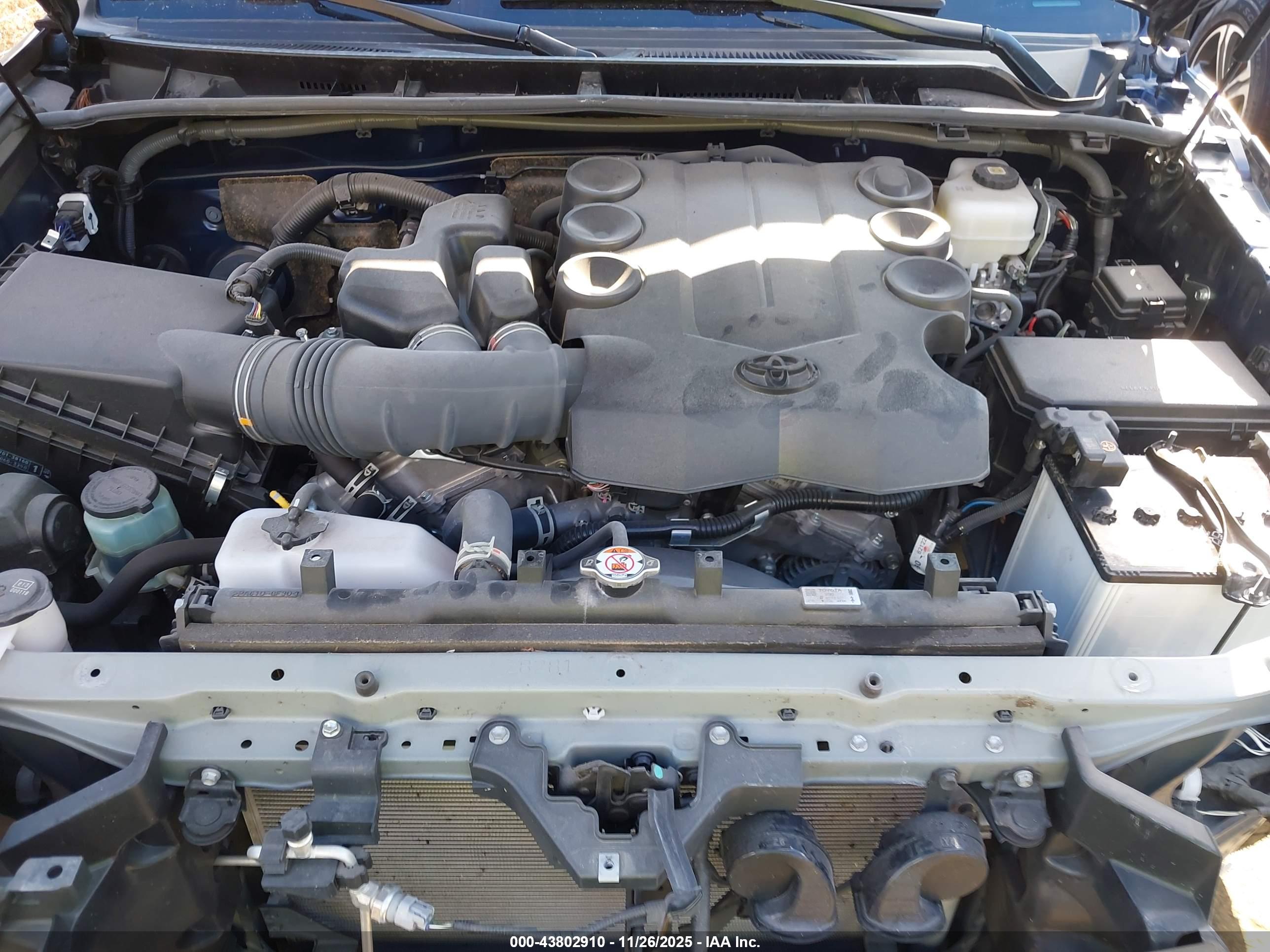 TOYOTA 4RUNNER image 10