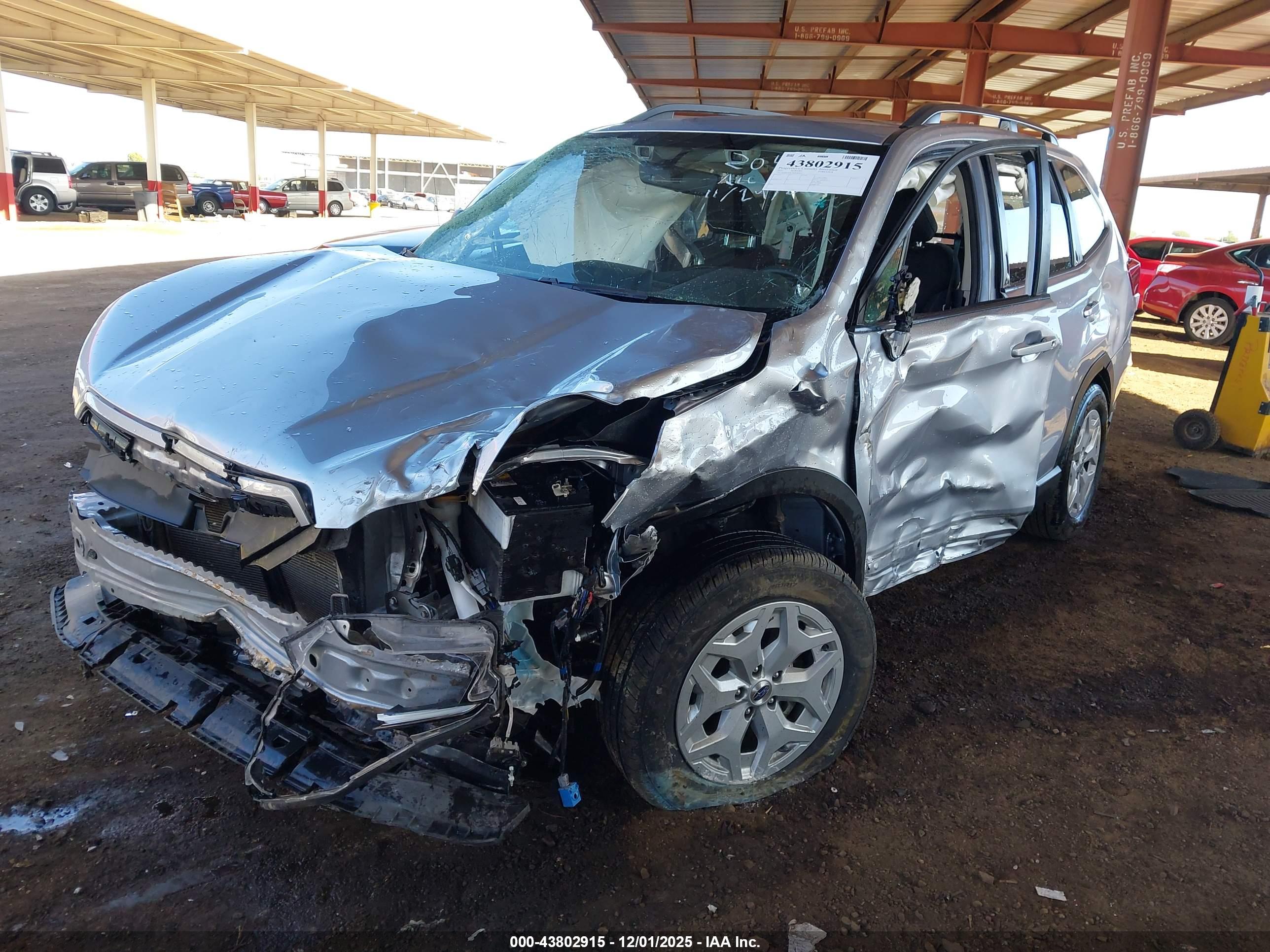 SUBARU FORESTER image 2