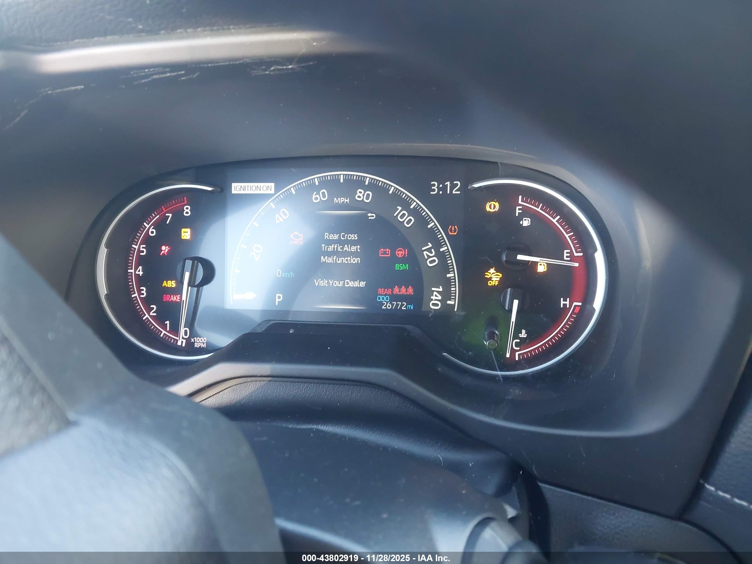 TOYOTA RAV4 image 7