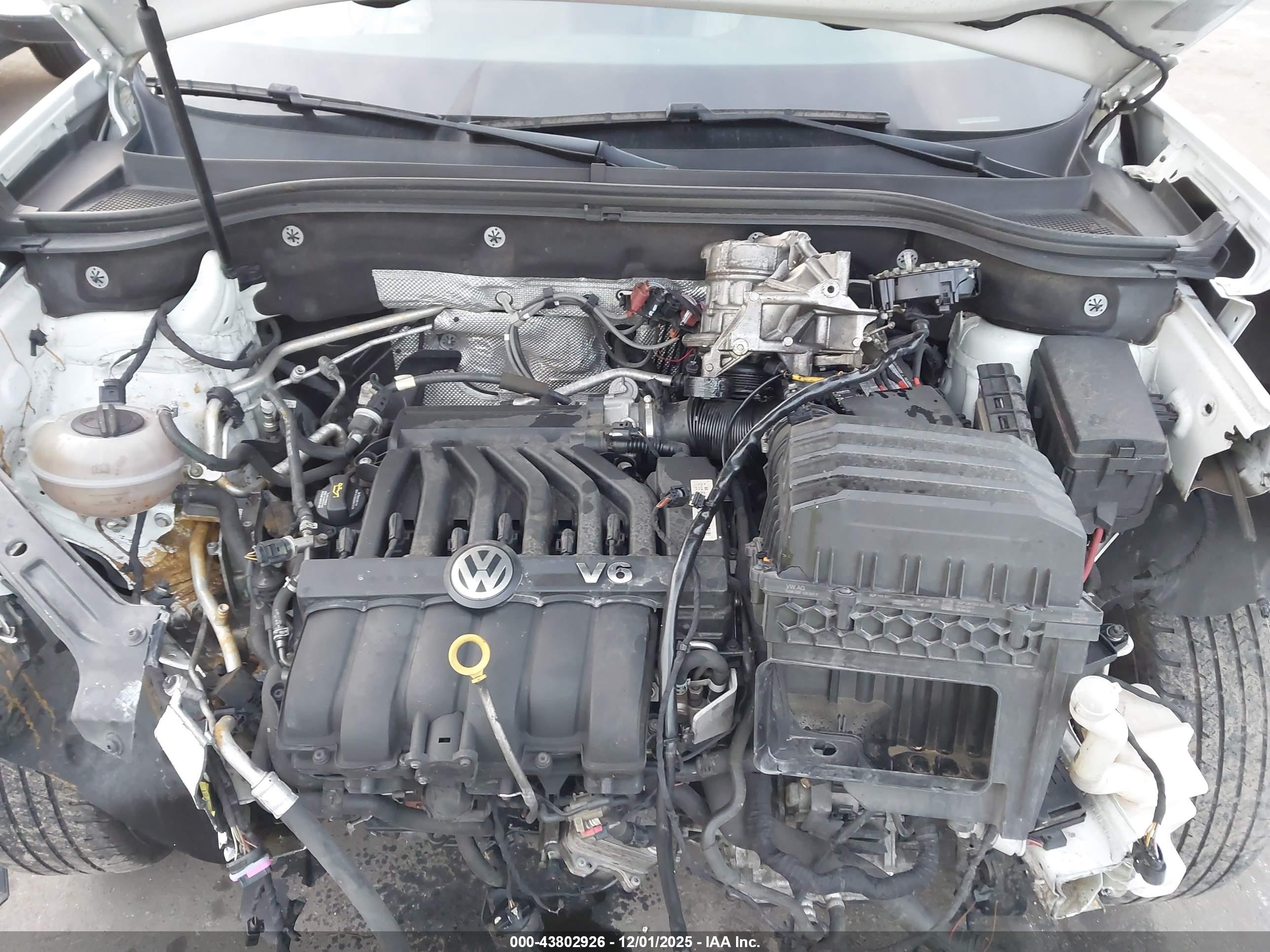 VOLKSWAGEN ATLAS image 10