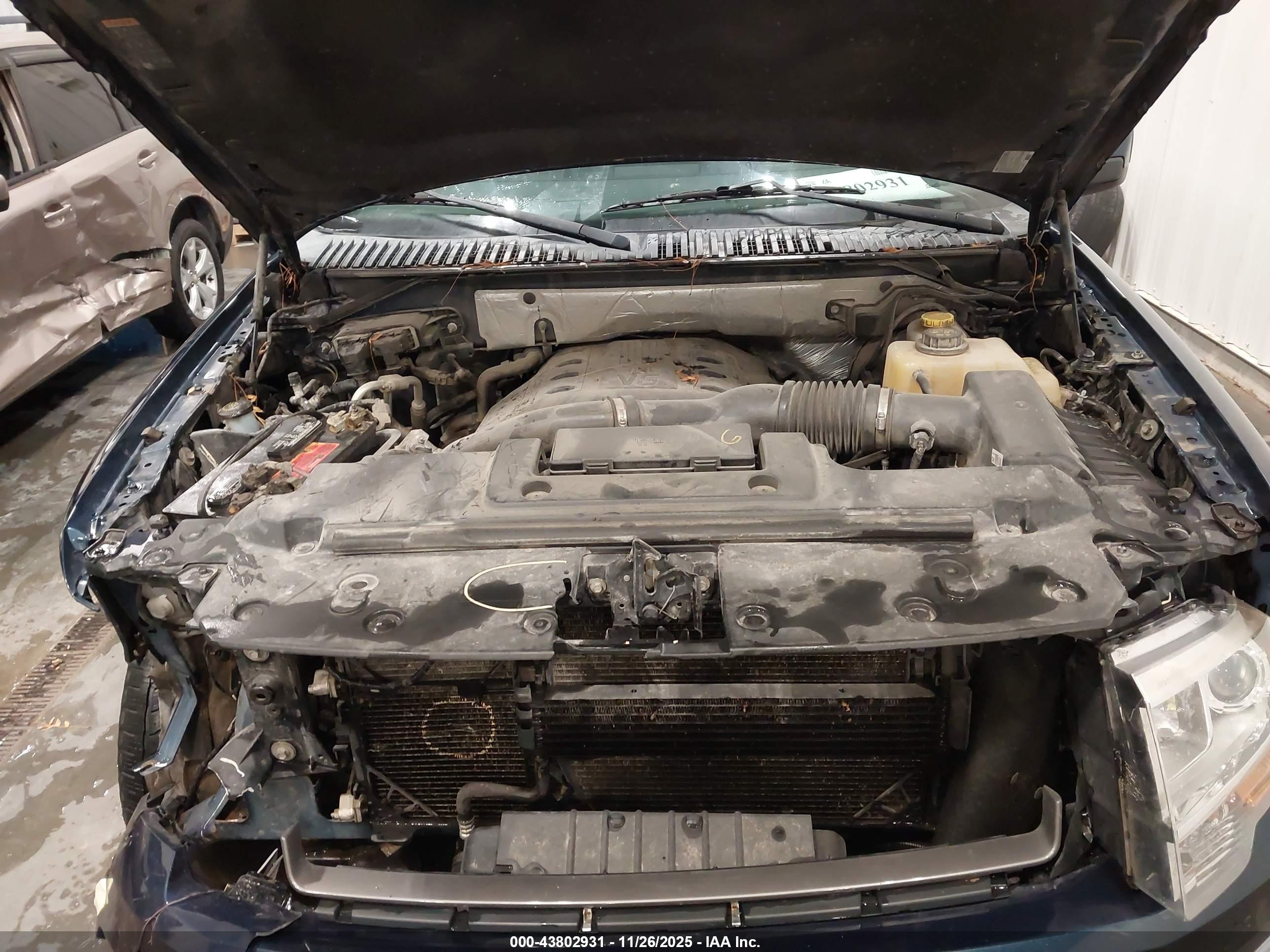 FORD EXPEDITION image 10