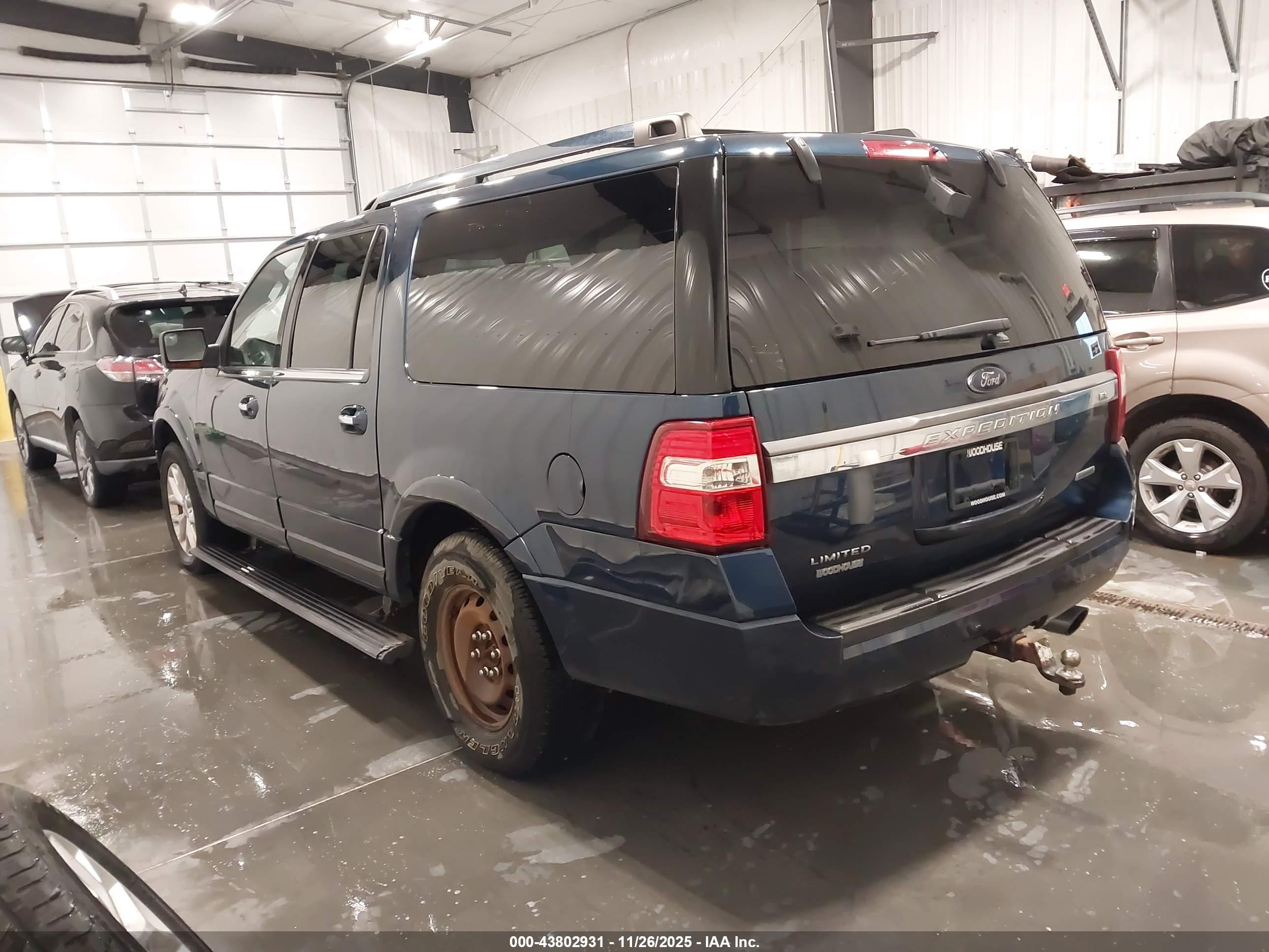 FORD EXPEDITION image 3