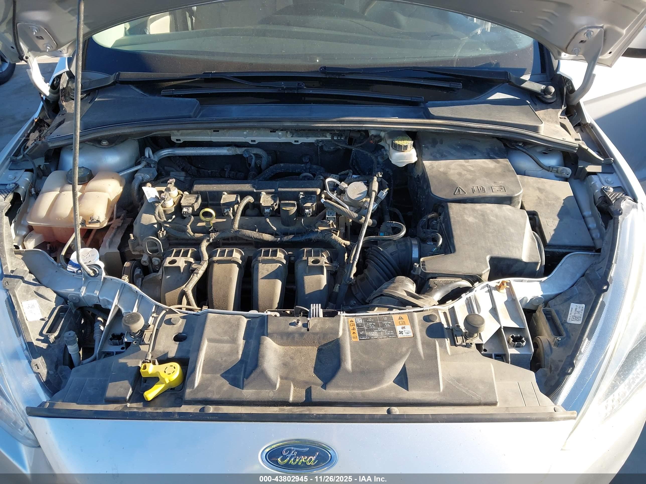 FORD FOCUS image 10