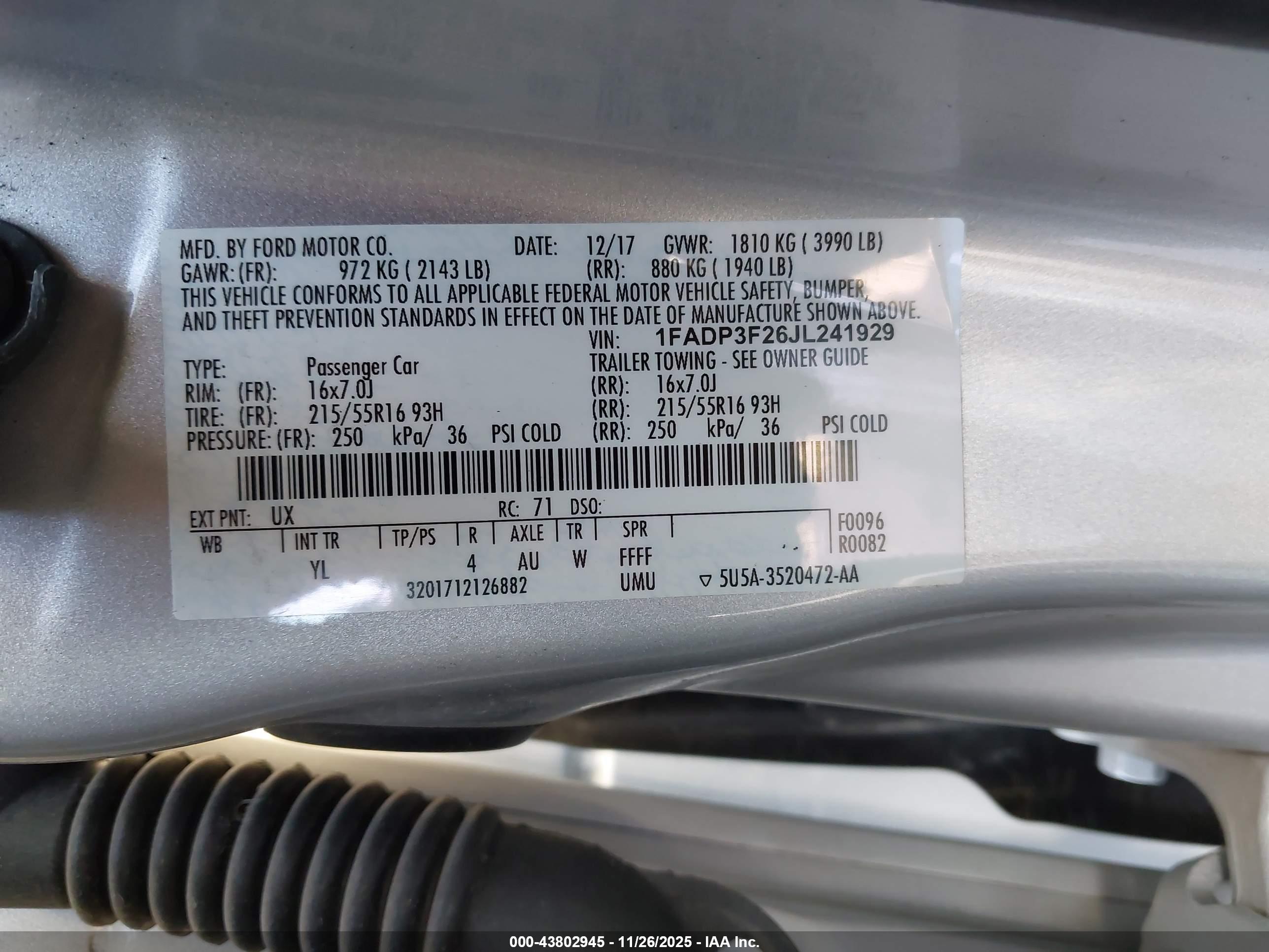 FORD FOCUS image 9