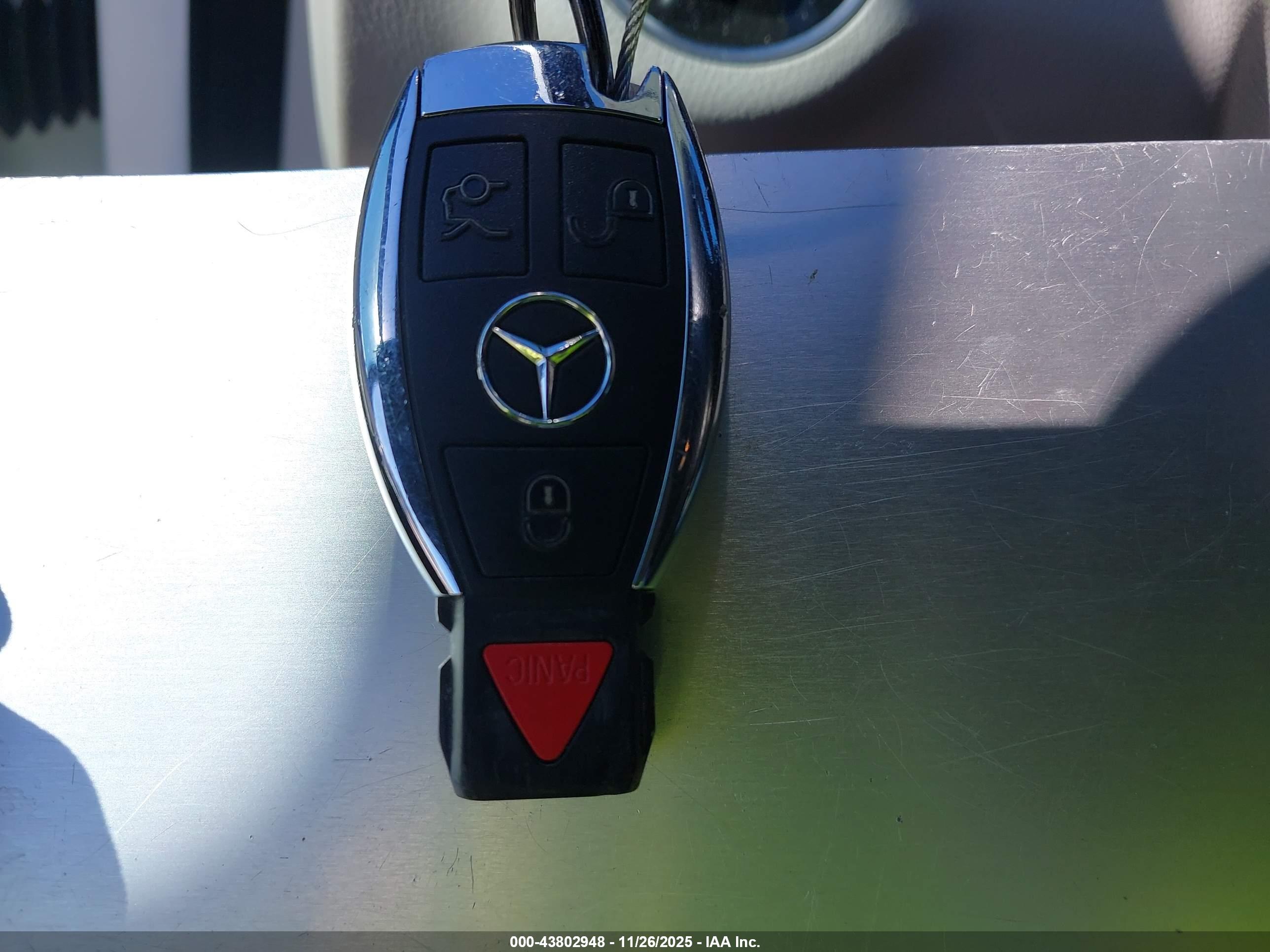 MERCEDES-BENZ C image 11