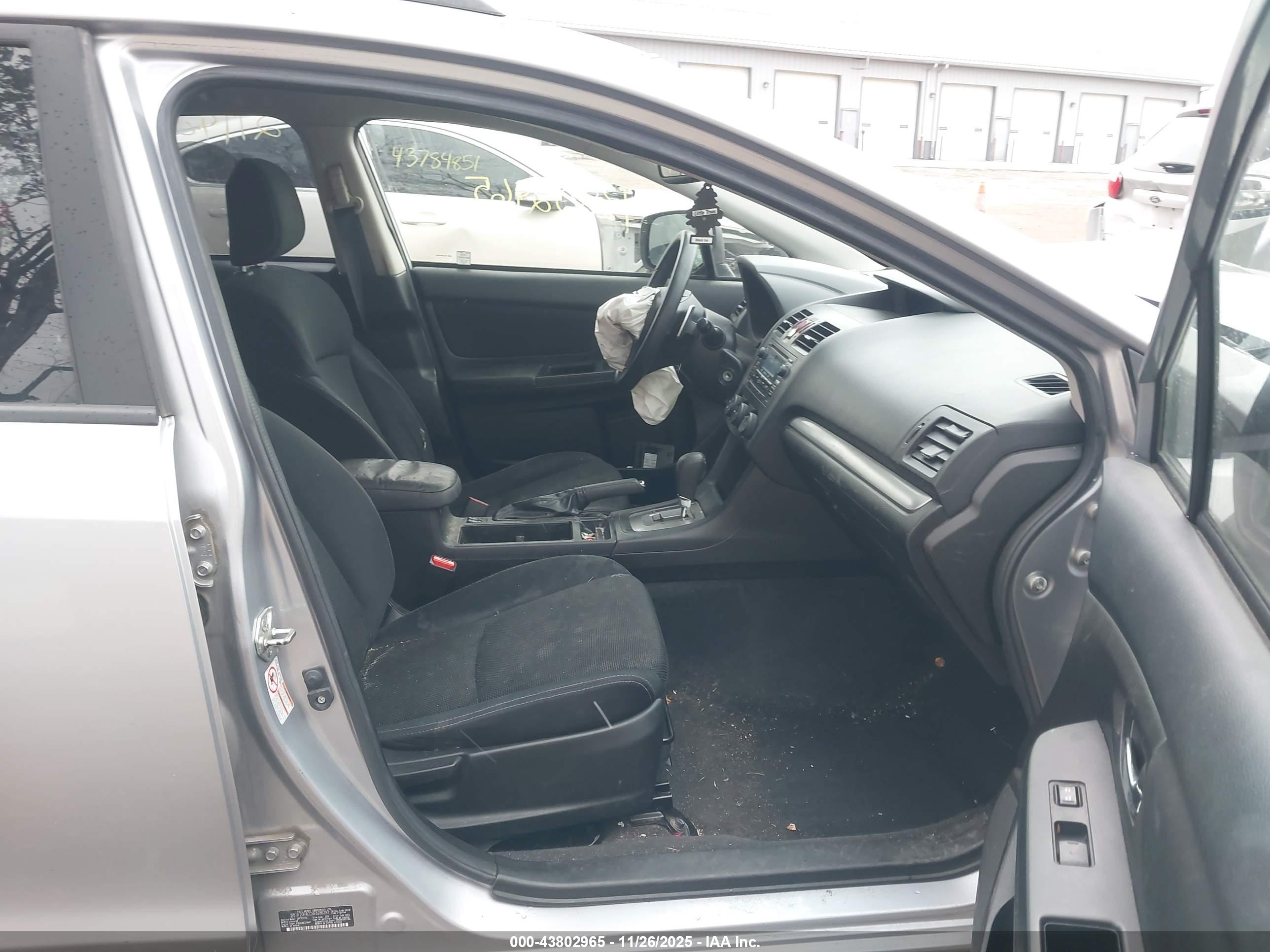 SUBARU XV image 5