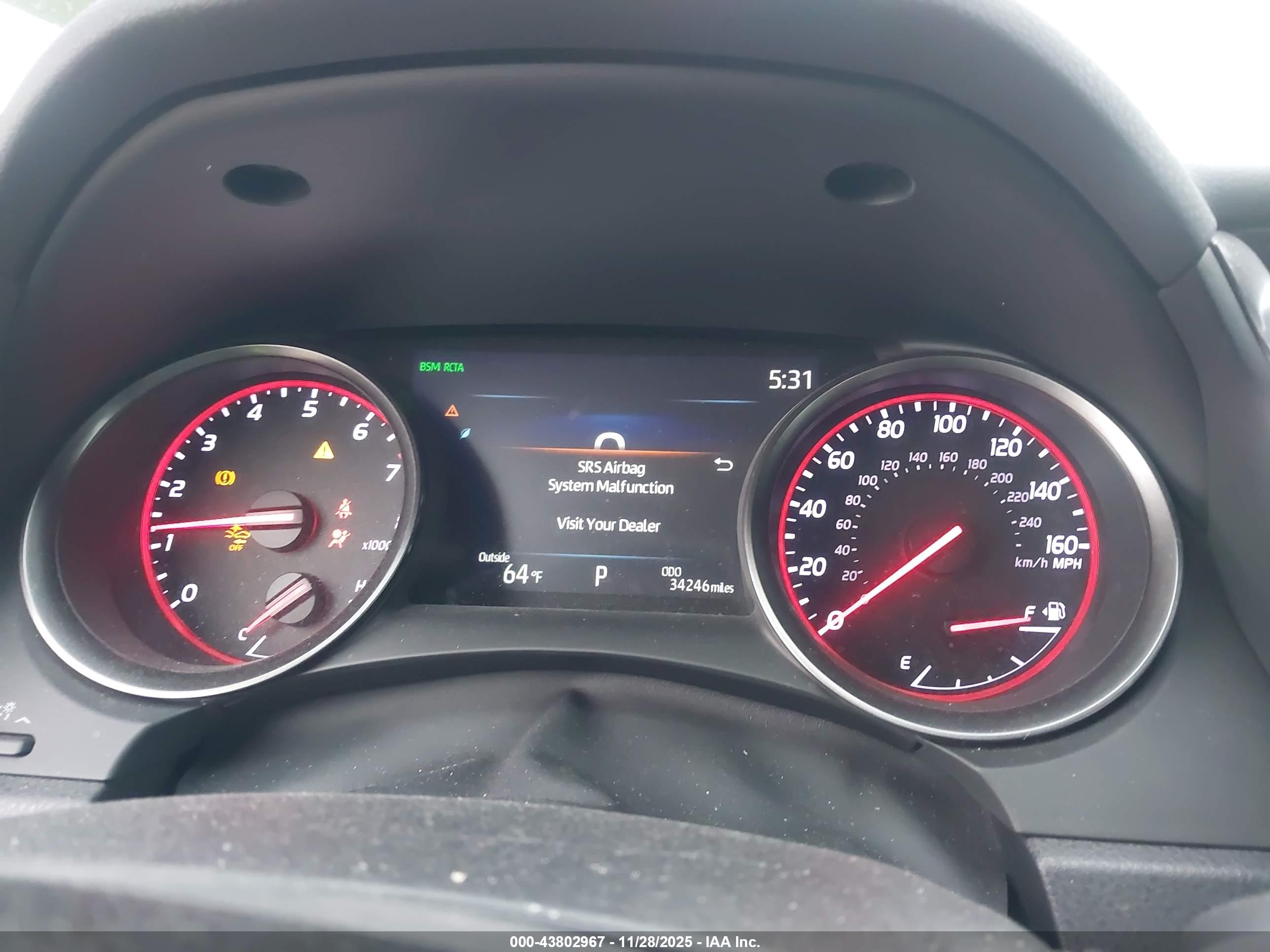 TOYOTA CAMRY image 7