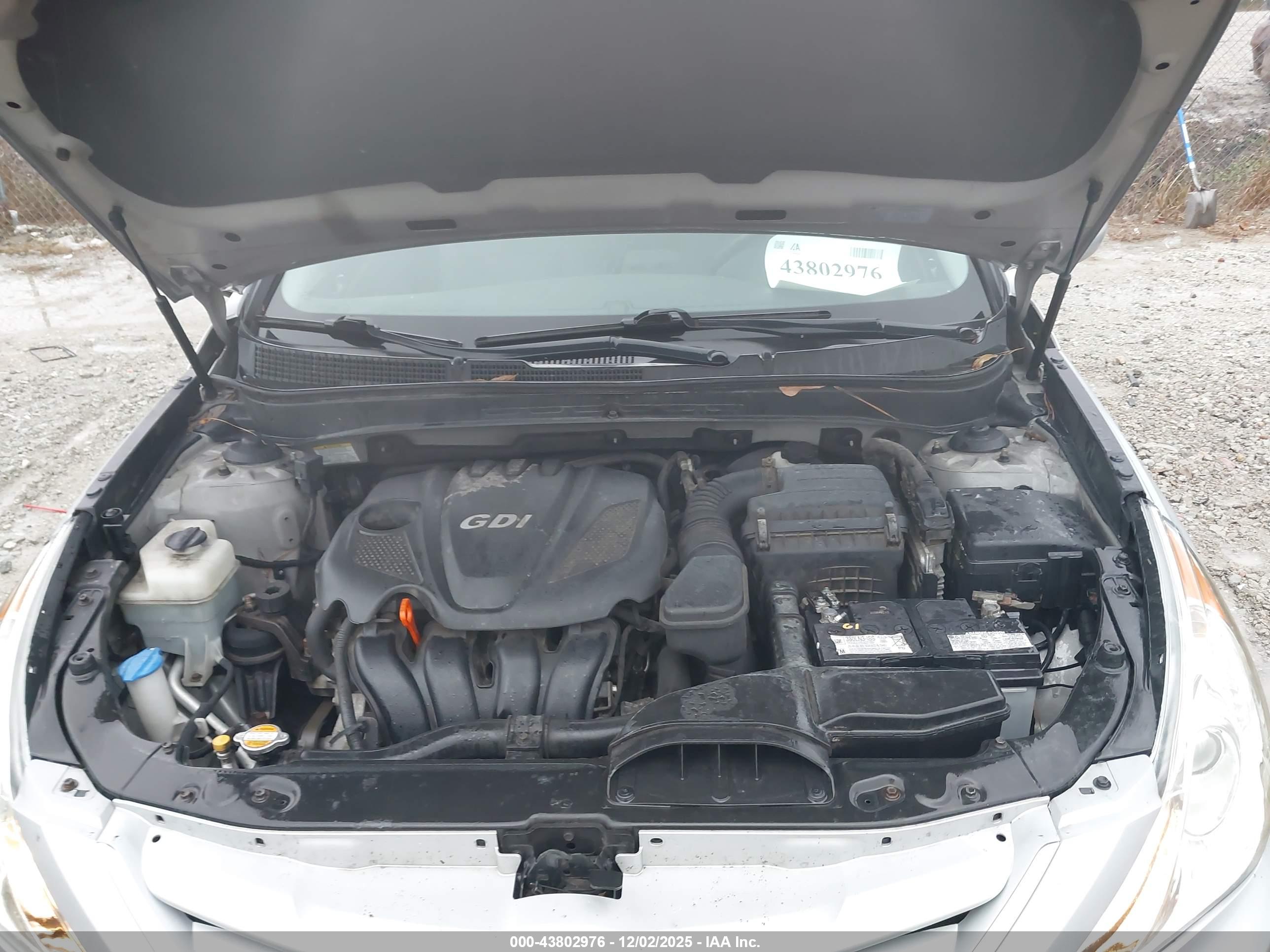 HYUNDAI SONATA image 10