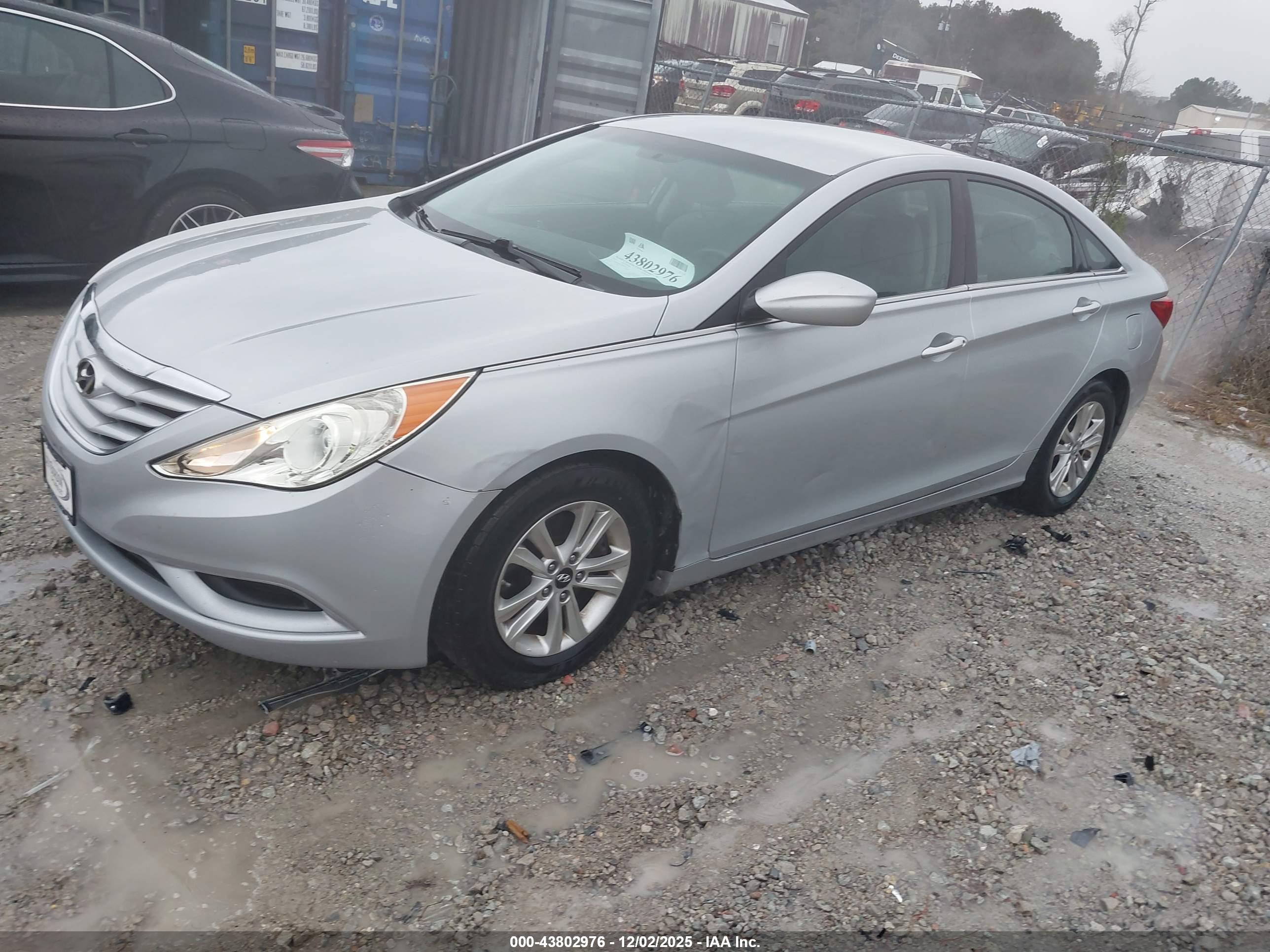 HYUNDAI SONATA image 2