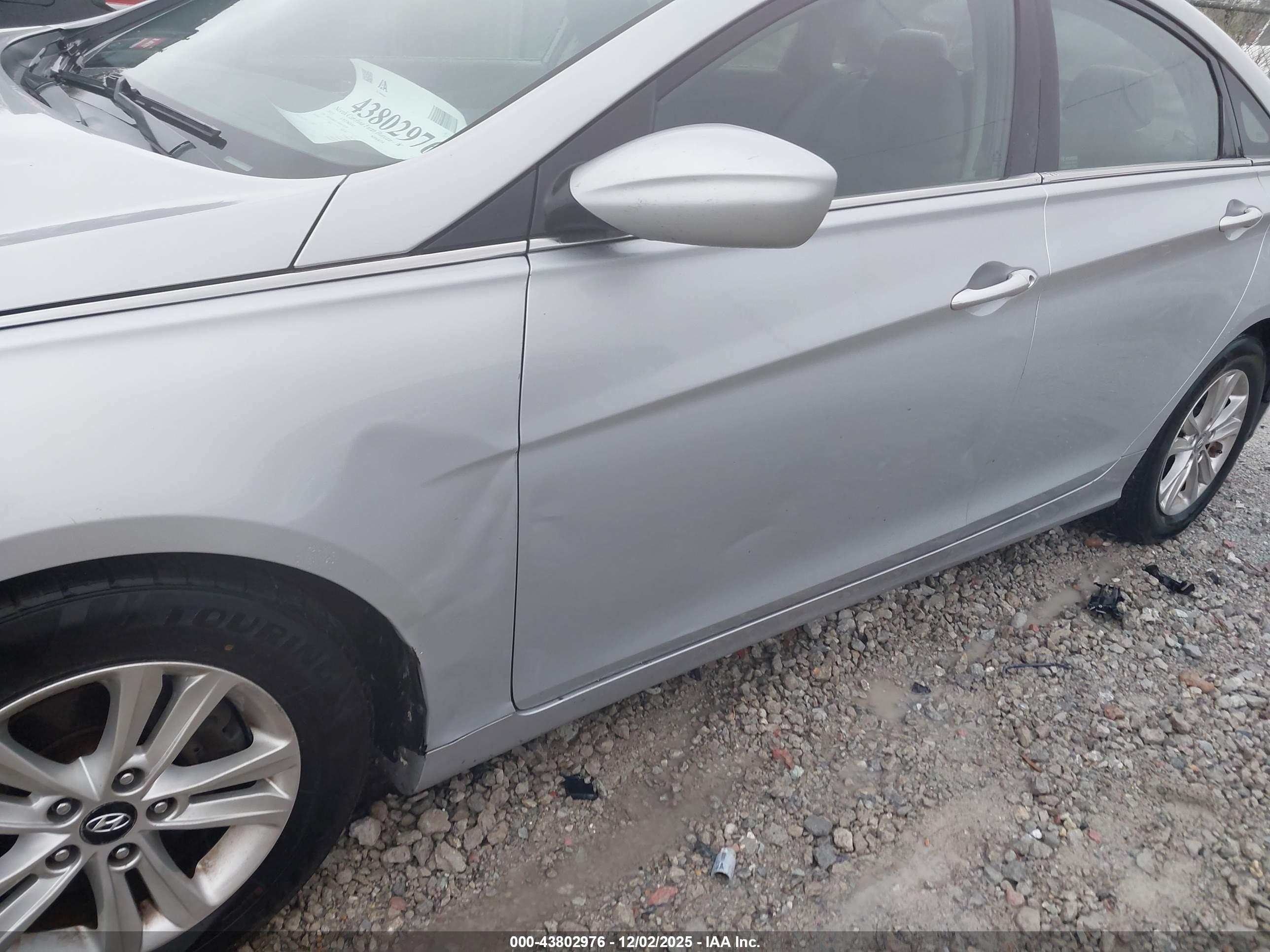 HYUNDAI SONATA image 6