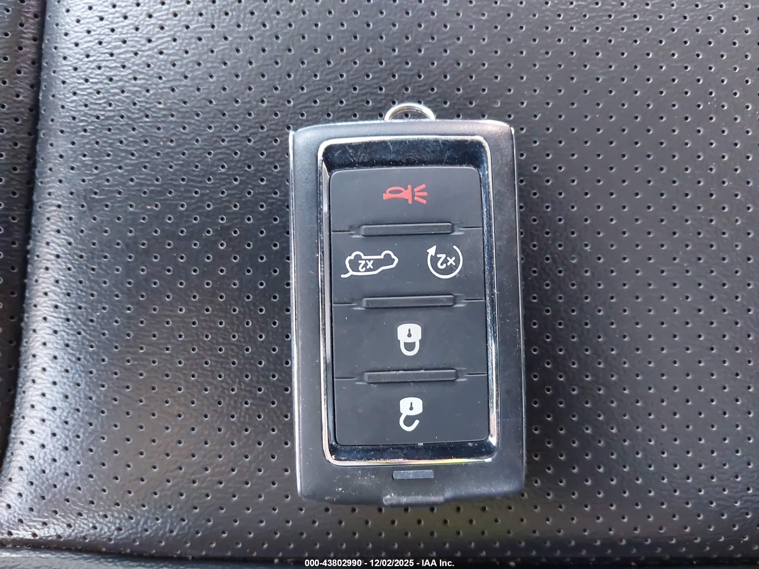JEEP GRAND image 11