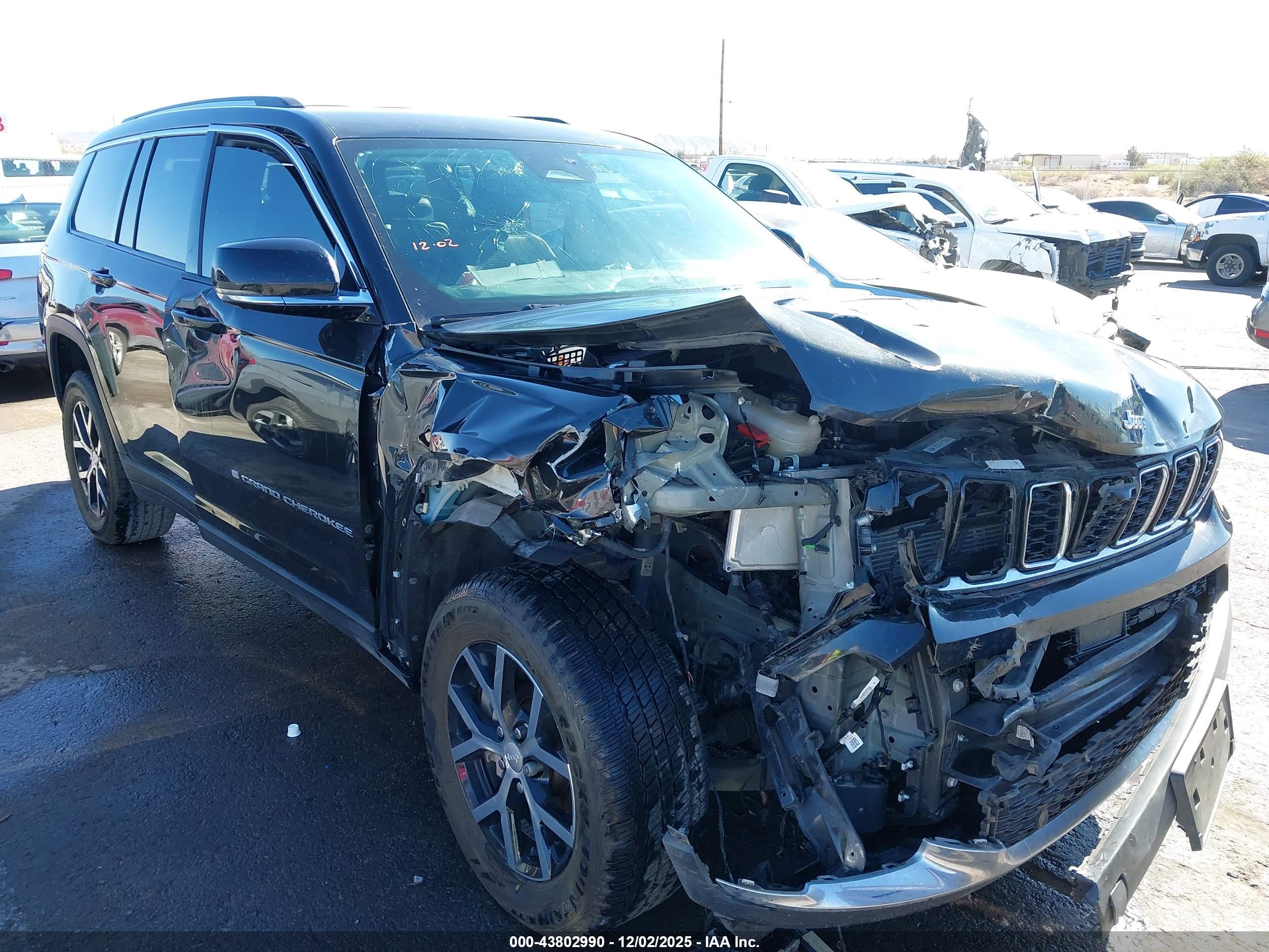 JEEP GRAND image 6