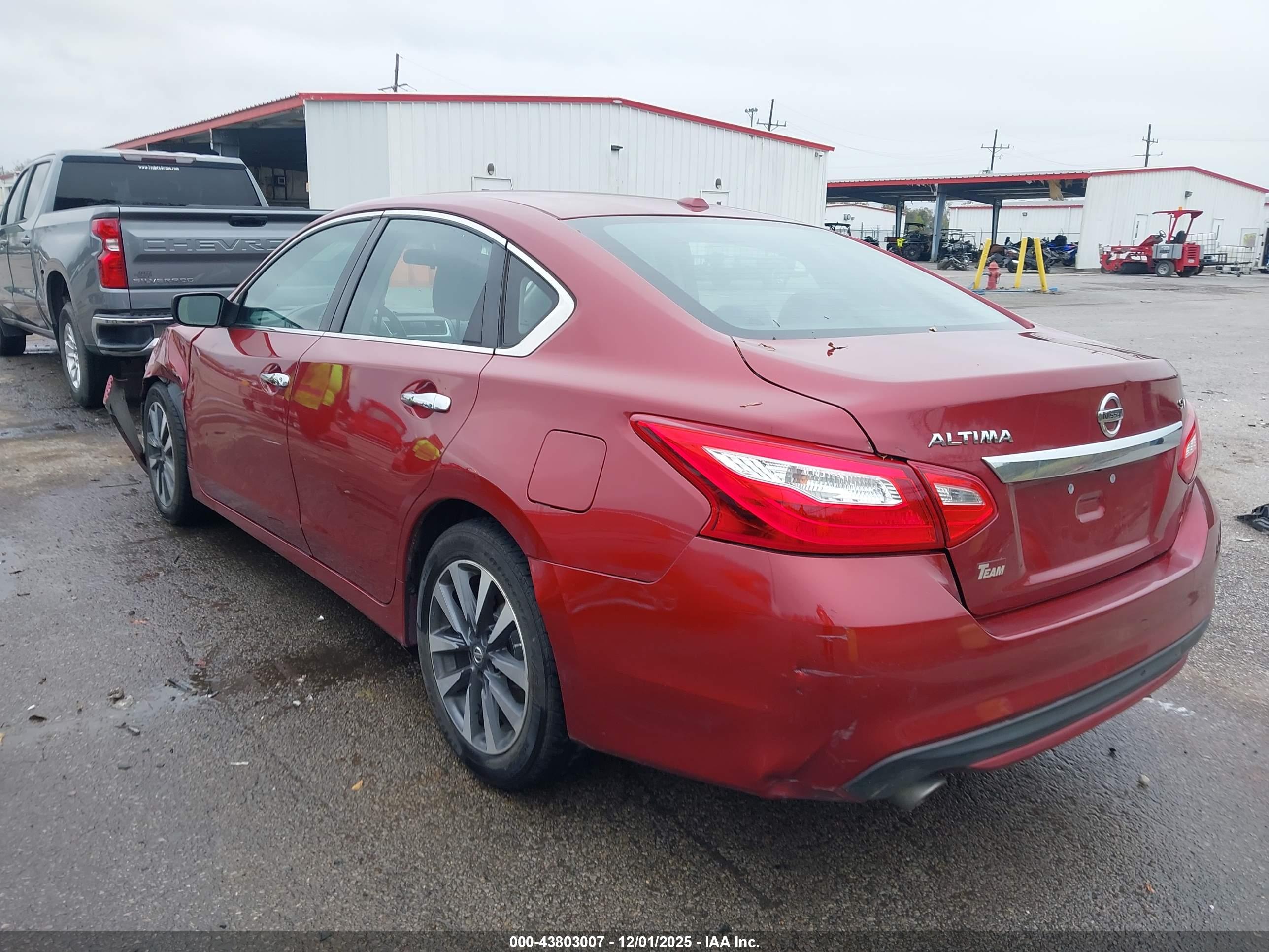 NISSAN ALTIMA image 3