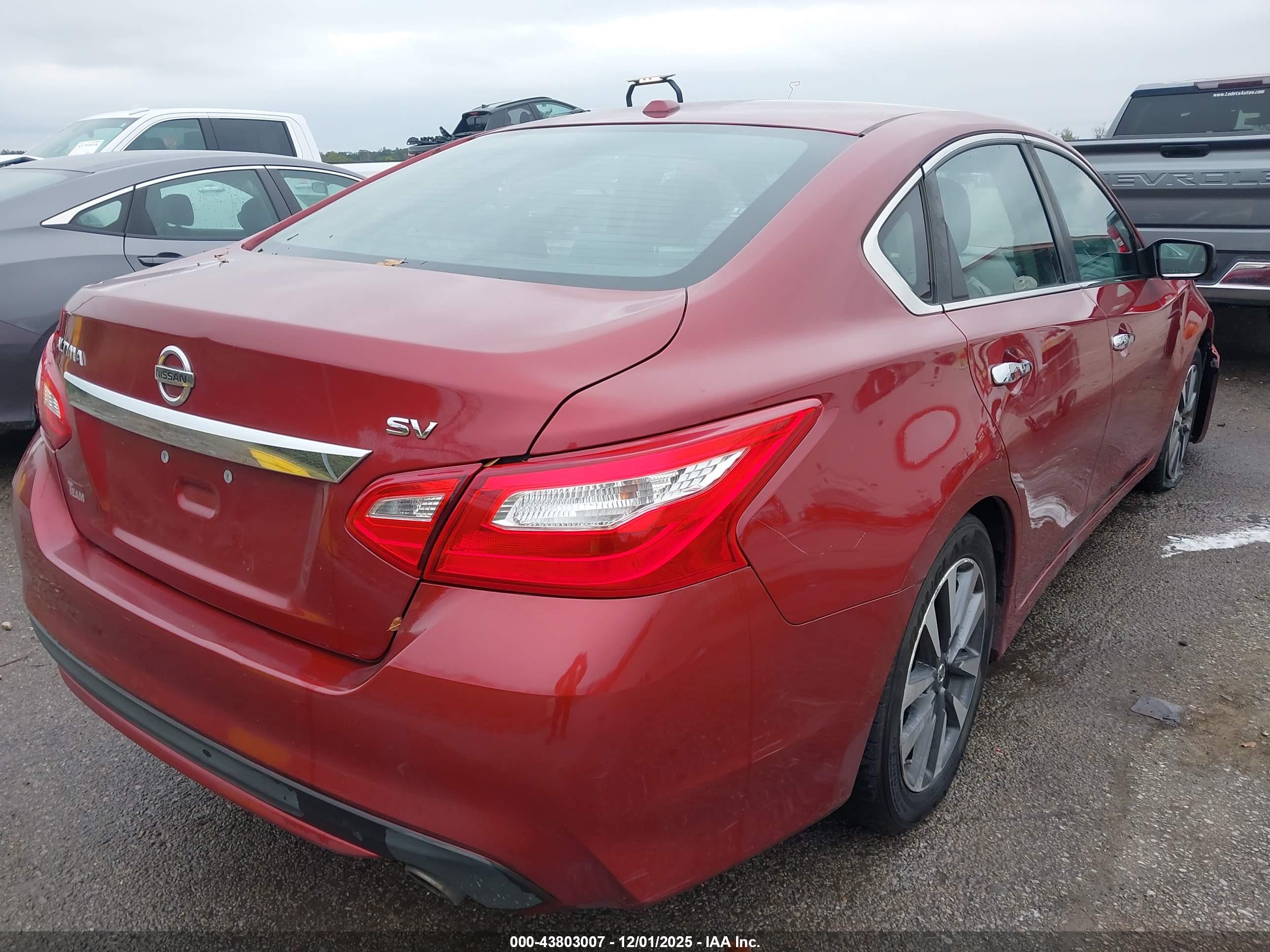 NISSAN ALTIMA image 4