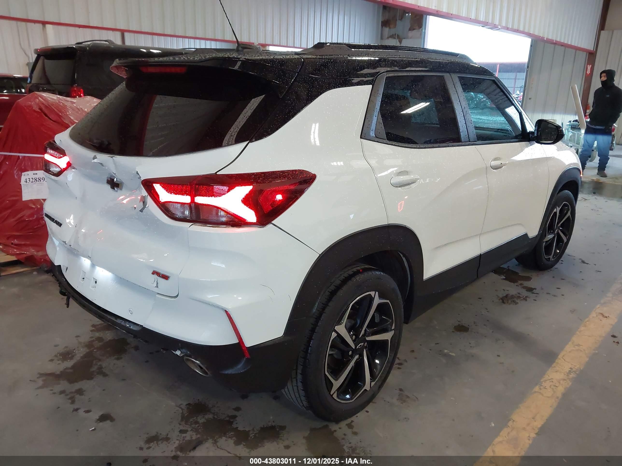 CHEVROLET TRAILBLAZER image 4