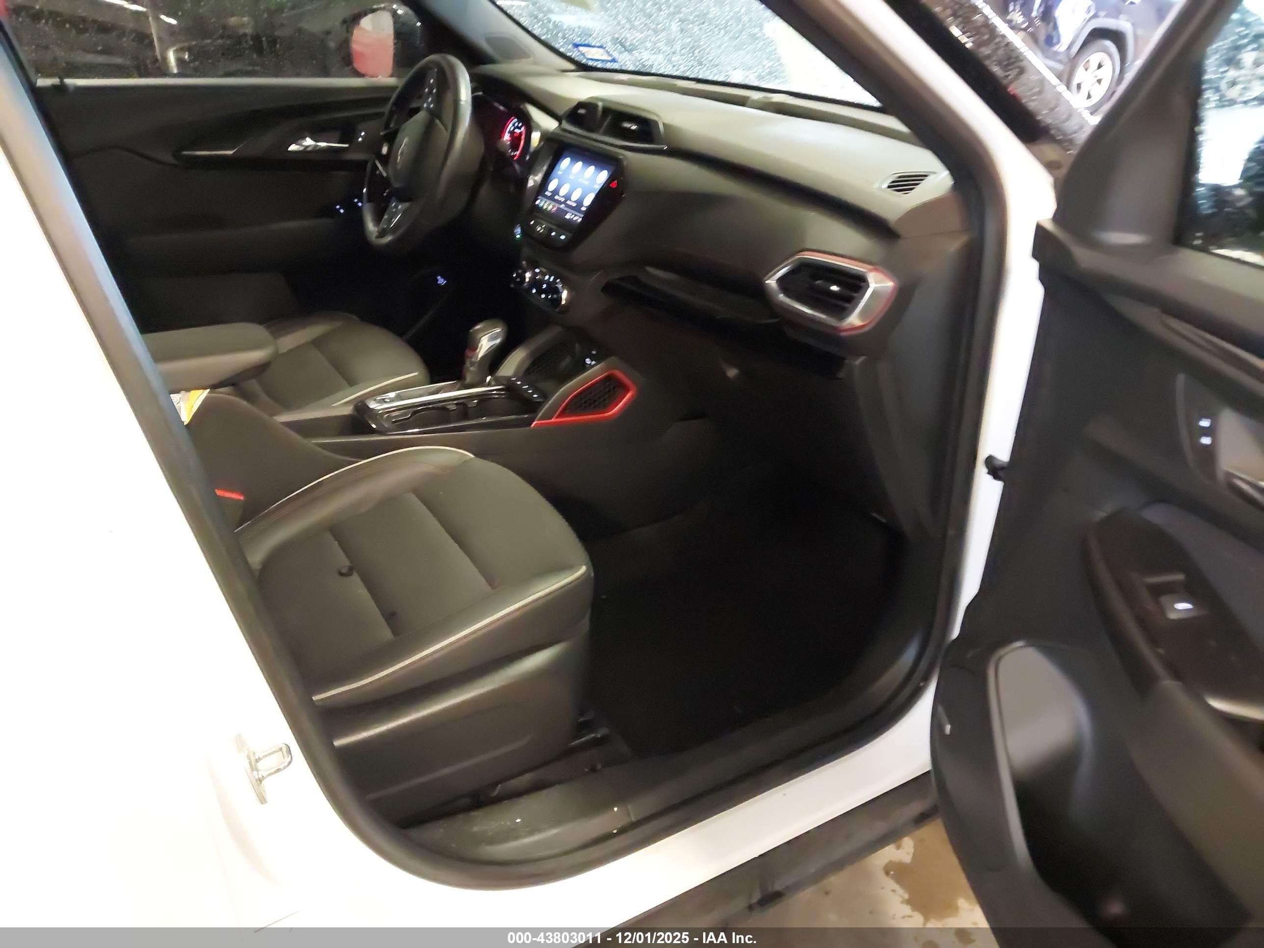 CHEVROLET TRAILBLAZER image 5