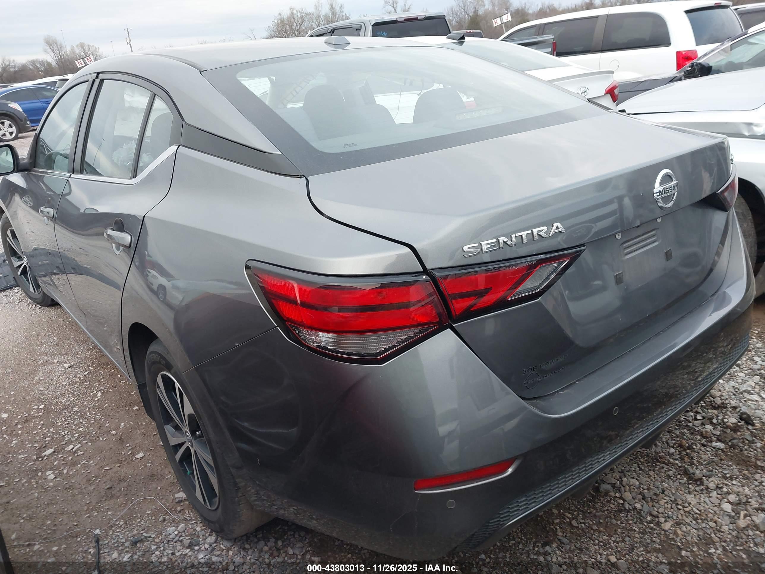 NISSAN SENTRA image 3
